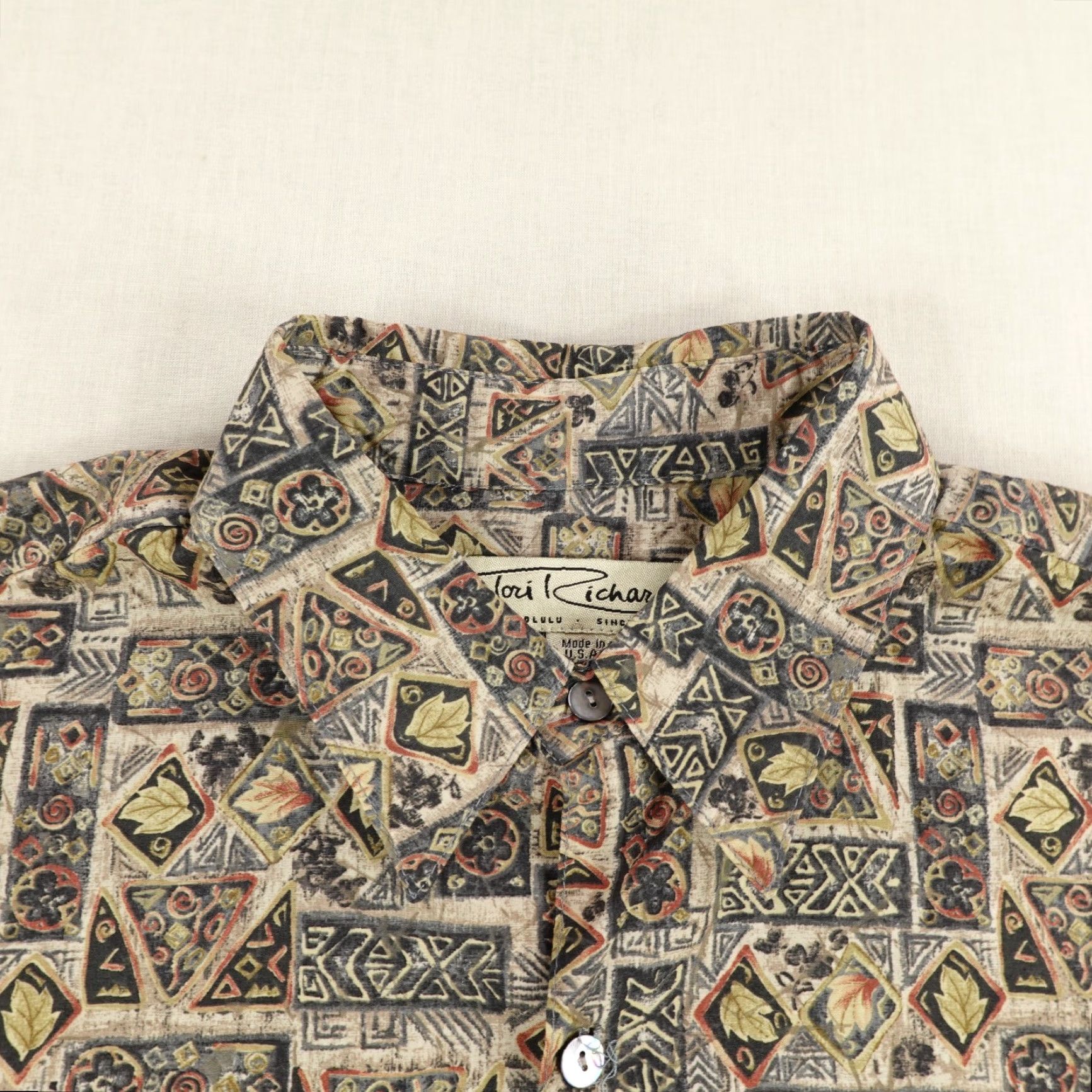 Tori Richard VINTAGE Tori Richard Men's Short Sleeve Button-Up Shirt Hawaiian Geometric 90s Brown Cotton Size US M / EU 48-50 / 2 - 2 Thumbnail