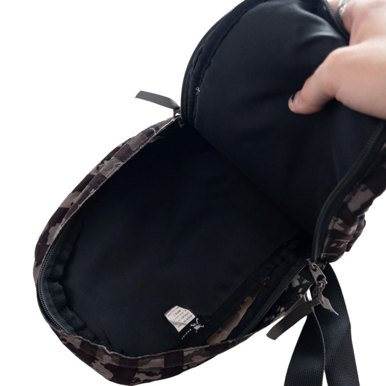 Oakley Vintage Oakley Camo Sling Bag Size ONE SIZE - 4 Thumbnail