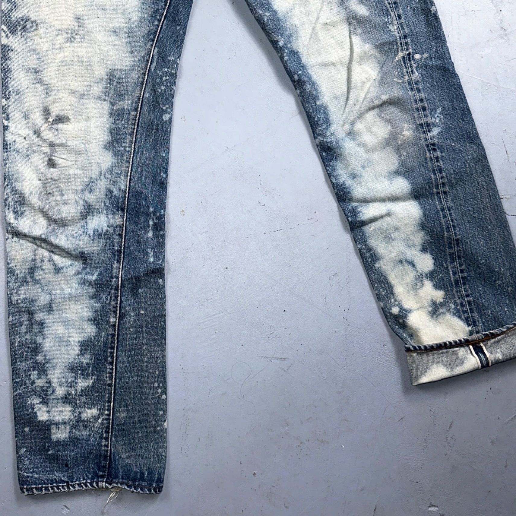 Levi's VINTAGE Levis 501 80s Redline Selvedge USA XX Jeans Light Wash Stained Act 34x33 Size US 34 / EU 50 - 3 Thumbnail