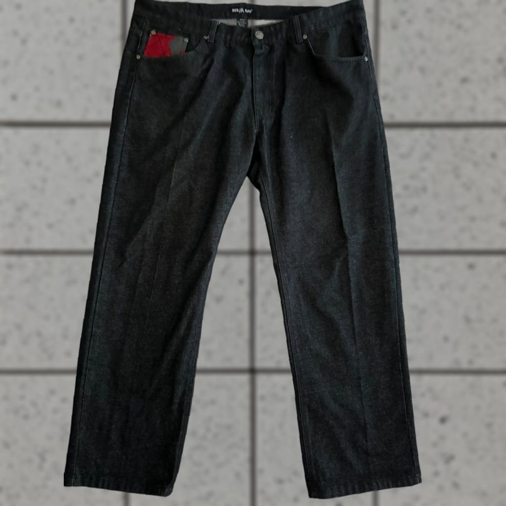 Vintage VINTAGE Red Ape Jeans Mens 44 Denim 5-Pocket Embroidered High Rise Straight Grunge 90s Hip Hop Logo Gray Cotton Jeans Mens Size US 44 / EU 60 - 1 Thumbnail