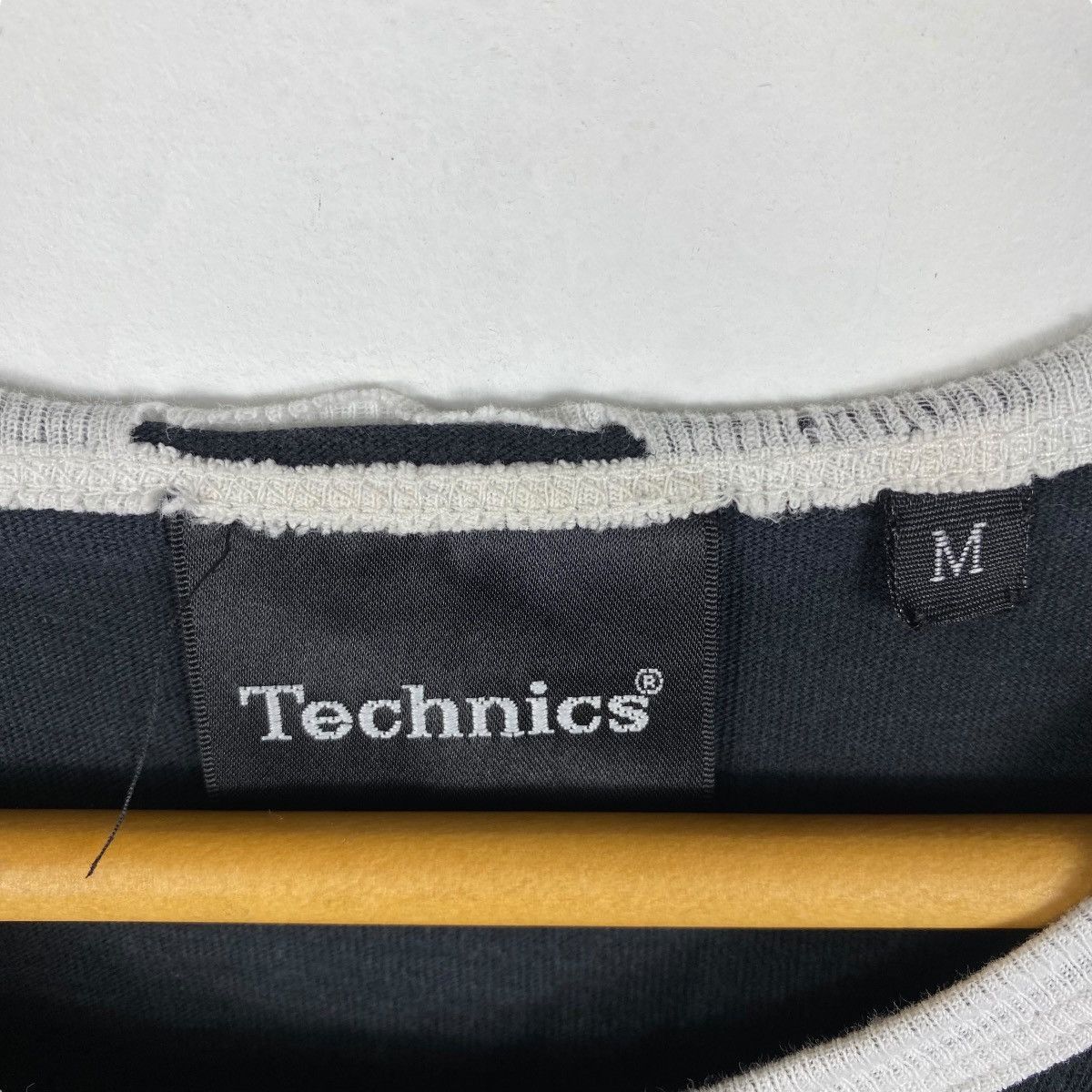 Vintage TECHNICS Box Logo Graphic Distressed Tee Shirt Medium Size Size US M / EU 48-50 / 2 - 7 Thumbnail