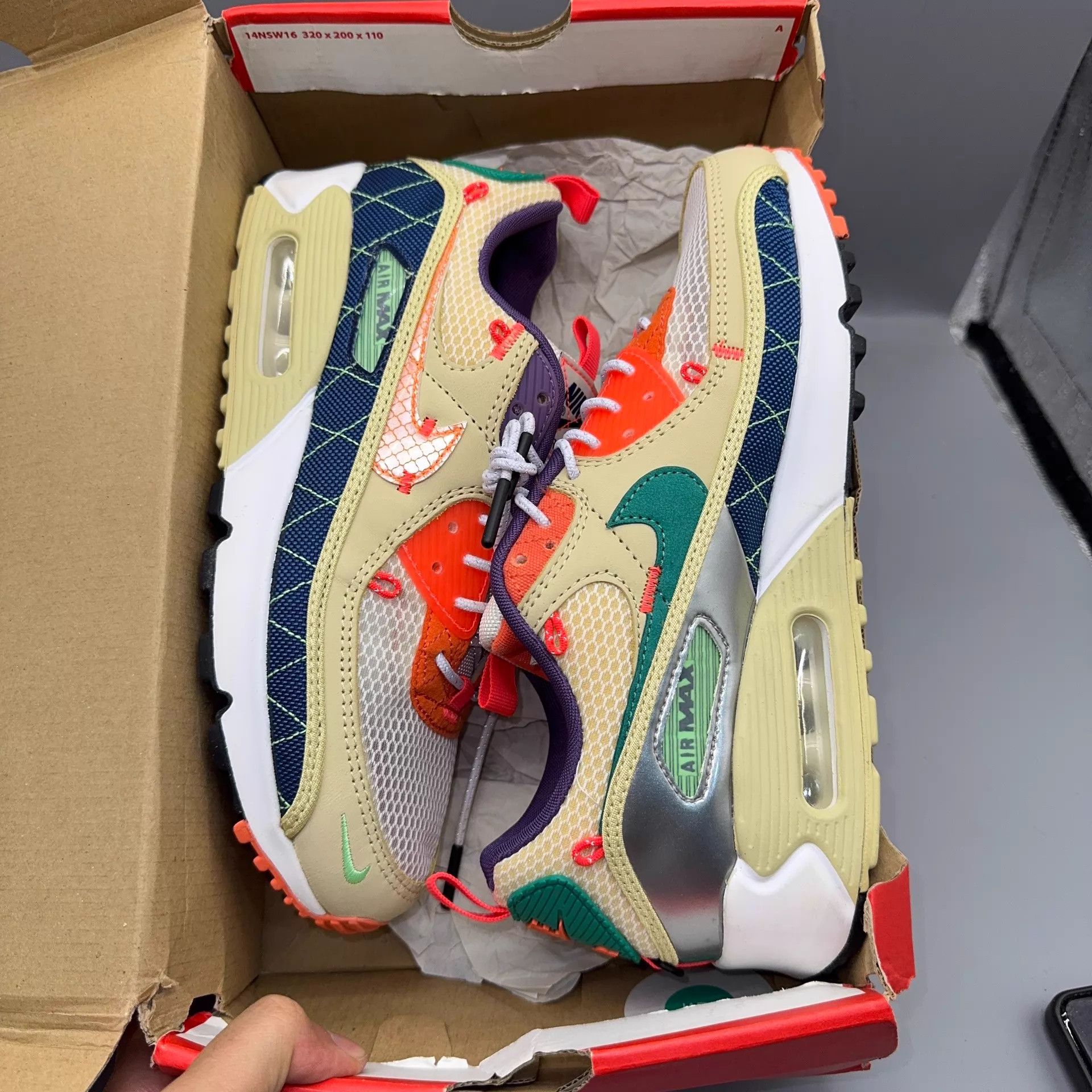 Nike Nike Air Max 90 Colorblocked Size 41 Size US 8 / EU 41 - 6 Thumbnail