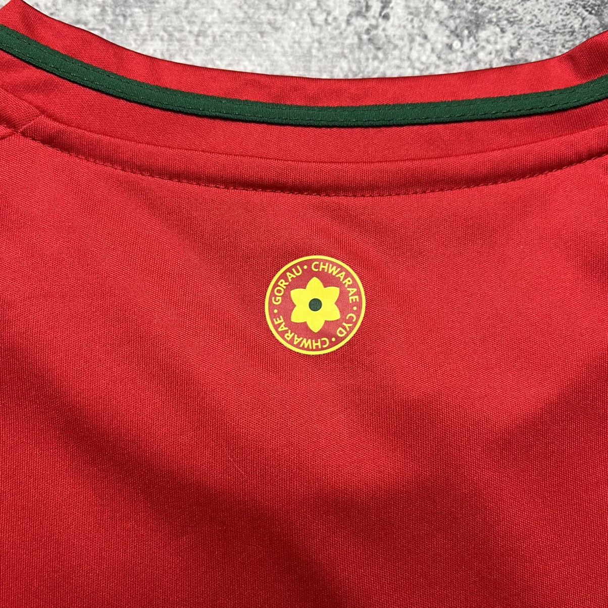 Adidas Adidas Wales 2024/2025 Home Soccer Jersey Football Blokecore Size US M / EU 48-50 / 2 - 11 Thumbnail