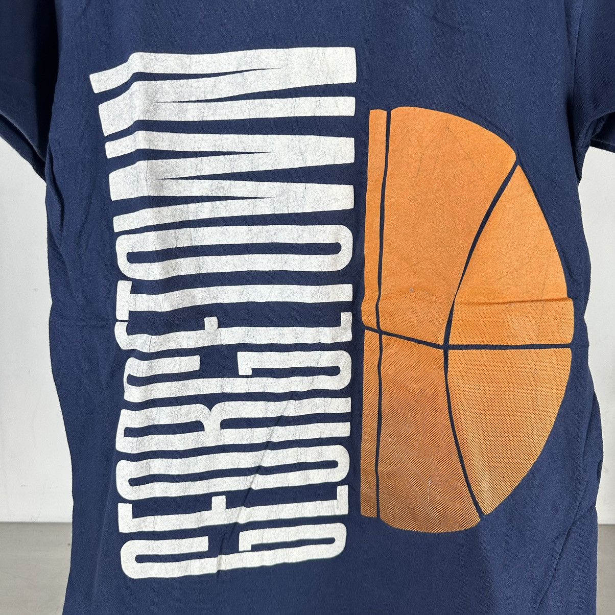 NCAA × Vintage Vintage 90s Georgetown Hoyas Basketball NCAA Medium T-shirt Size US M / EU 48-50 / 2 - 3 Thumbnail