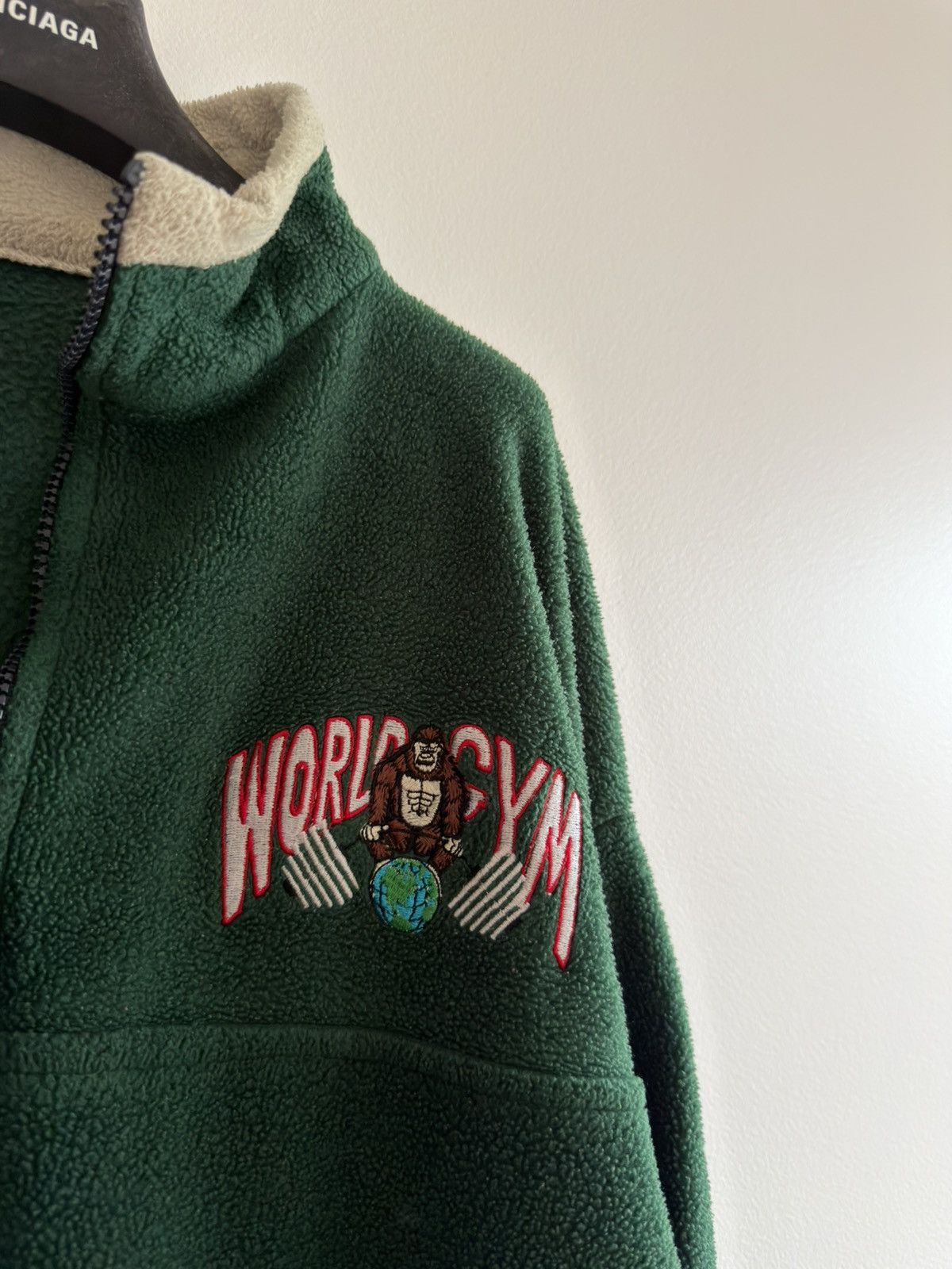 Vintage *RARE* VINTAGE 80s WORLD GYM GORILLA BODYBUILDING FLEECE ZIP Size US XL / EU 56 / 4 - 8 Thumbnail