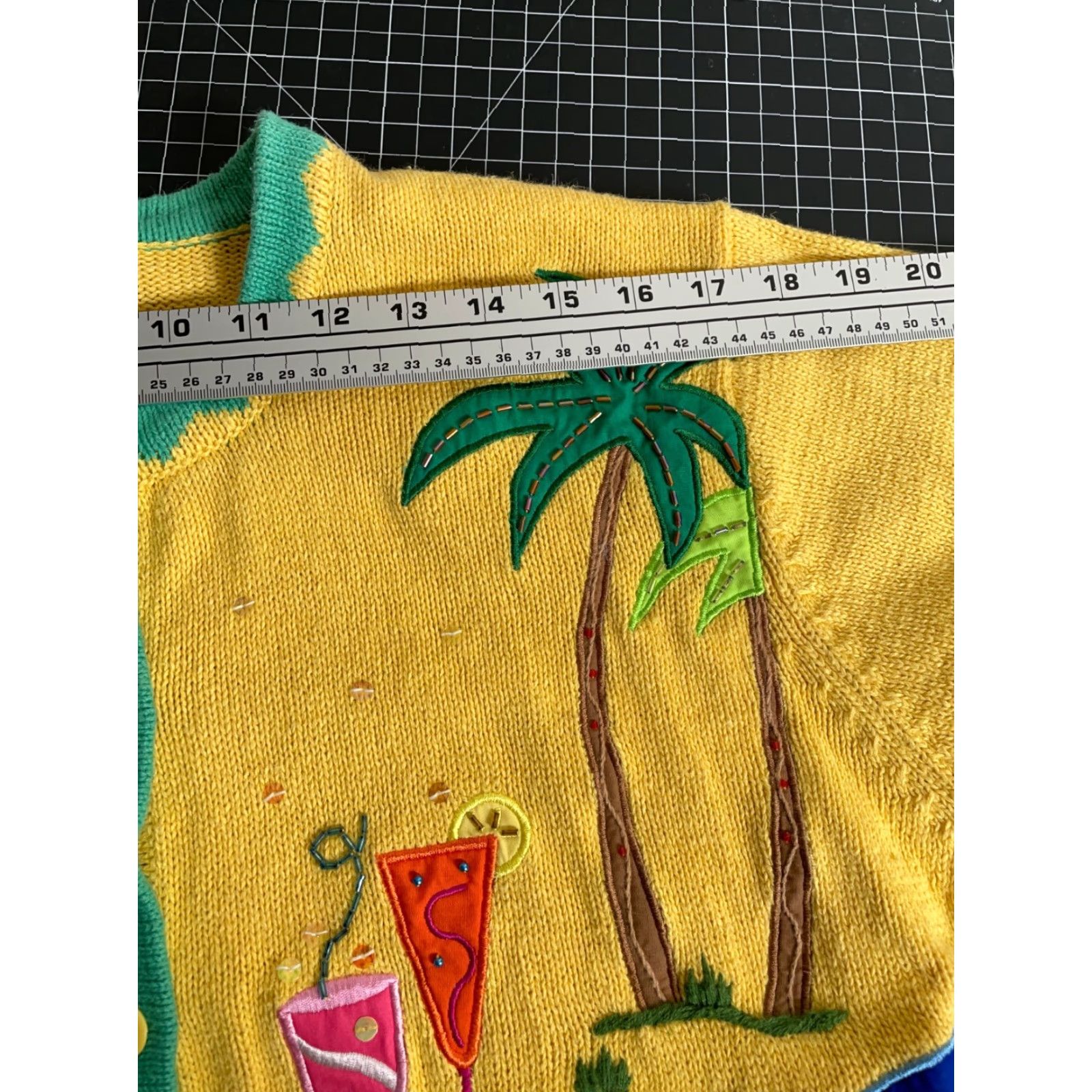 Quacker Factory Quacker Factory Beach Motif Cardigan Women's Large Yellow Chunky Knit Tropical Size L / US 10 / IT 46 - 7 Thumbnail
