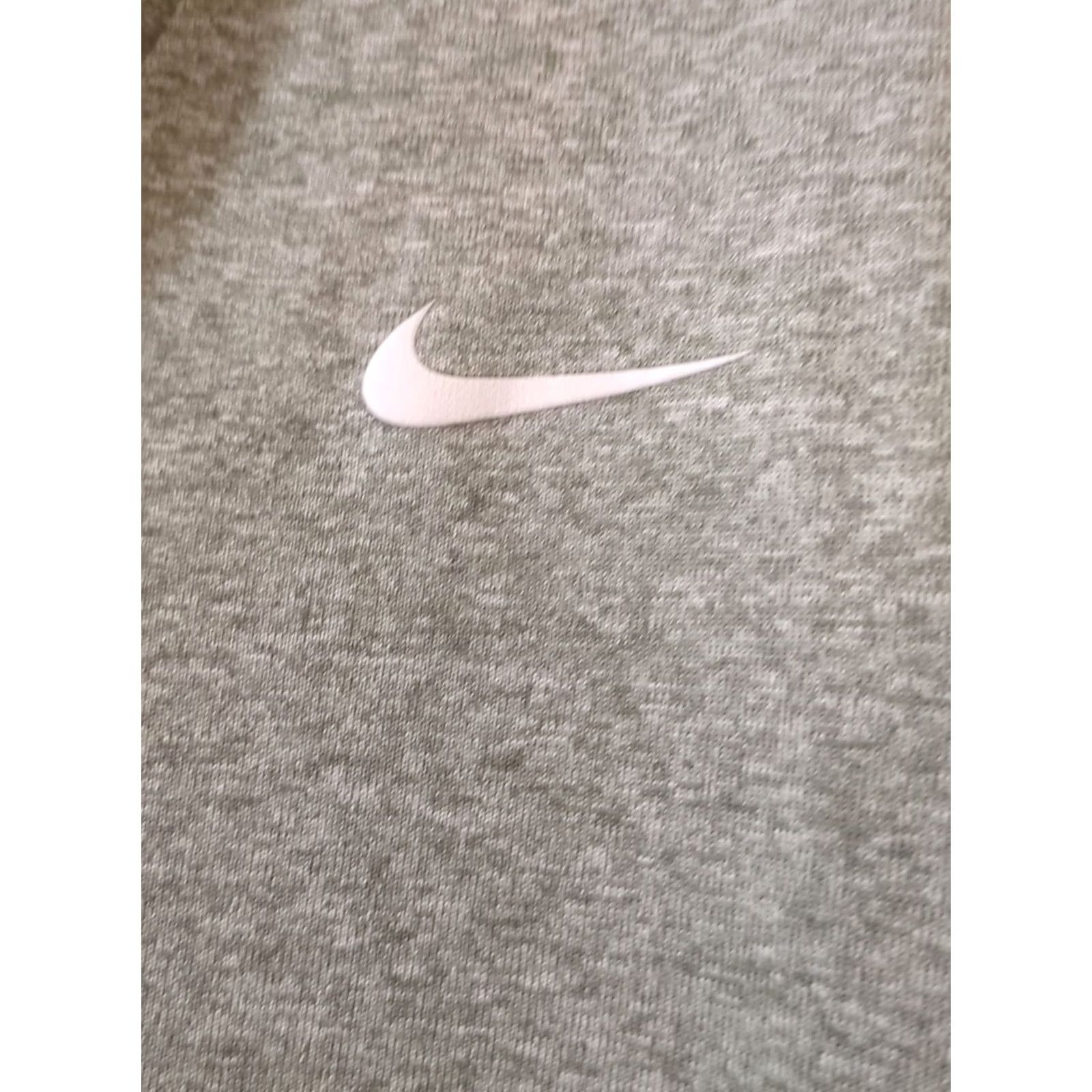 Nike Nike Dri Fit Womens T Shirt Top Regular Fit Cap Sleeves V Neck Heather Gray SZ S Womens Basic Short Sleeve 90s Classic Sports American Shirt Size S / US 4 / IT 40 - 3 Thumbnail