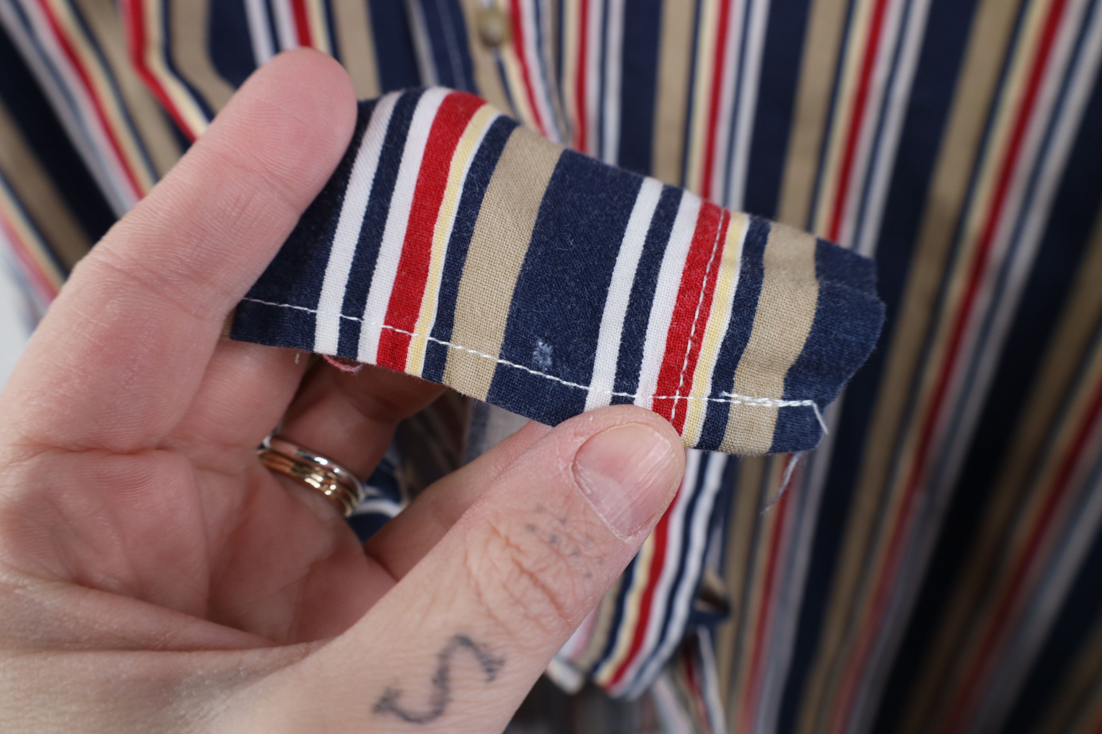 Vintage Vintage 90s Streetwear Short Sleeve Button Down Shirt Size US L / EU 52-54 / 3 - 5 Thumbnail