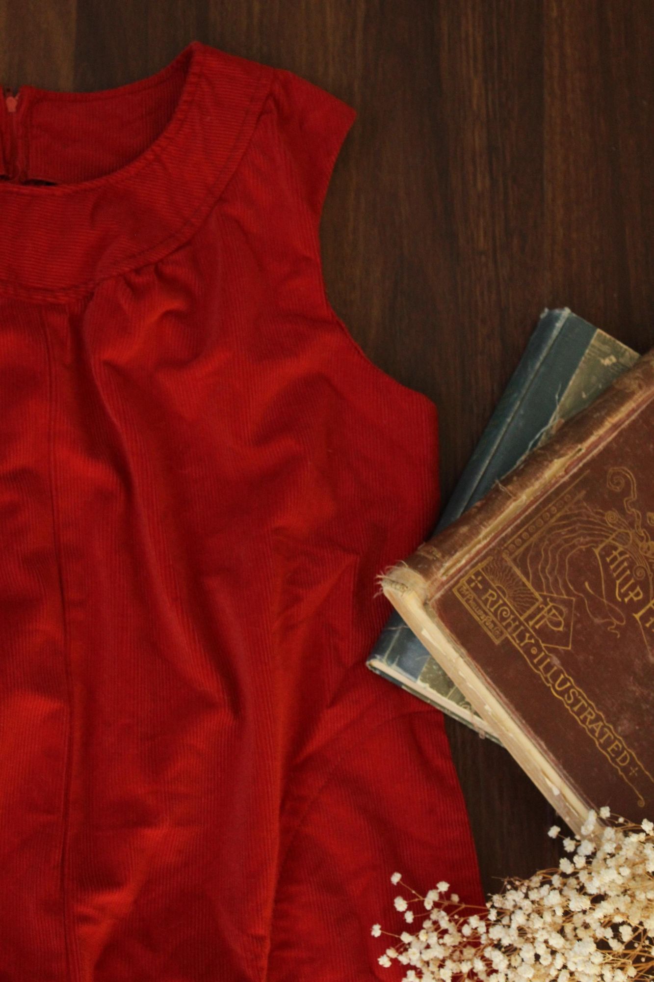 Vintage Vintage 1980s Dress With Pockets, Red Corduroy Shaker Sport Size M / US 6-8 / IT 42-44 - 10 Thumbnail
