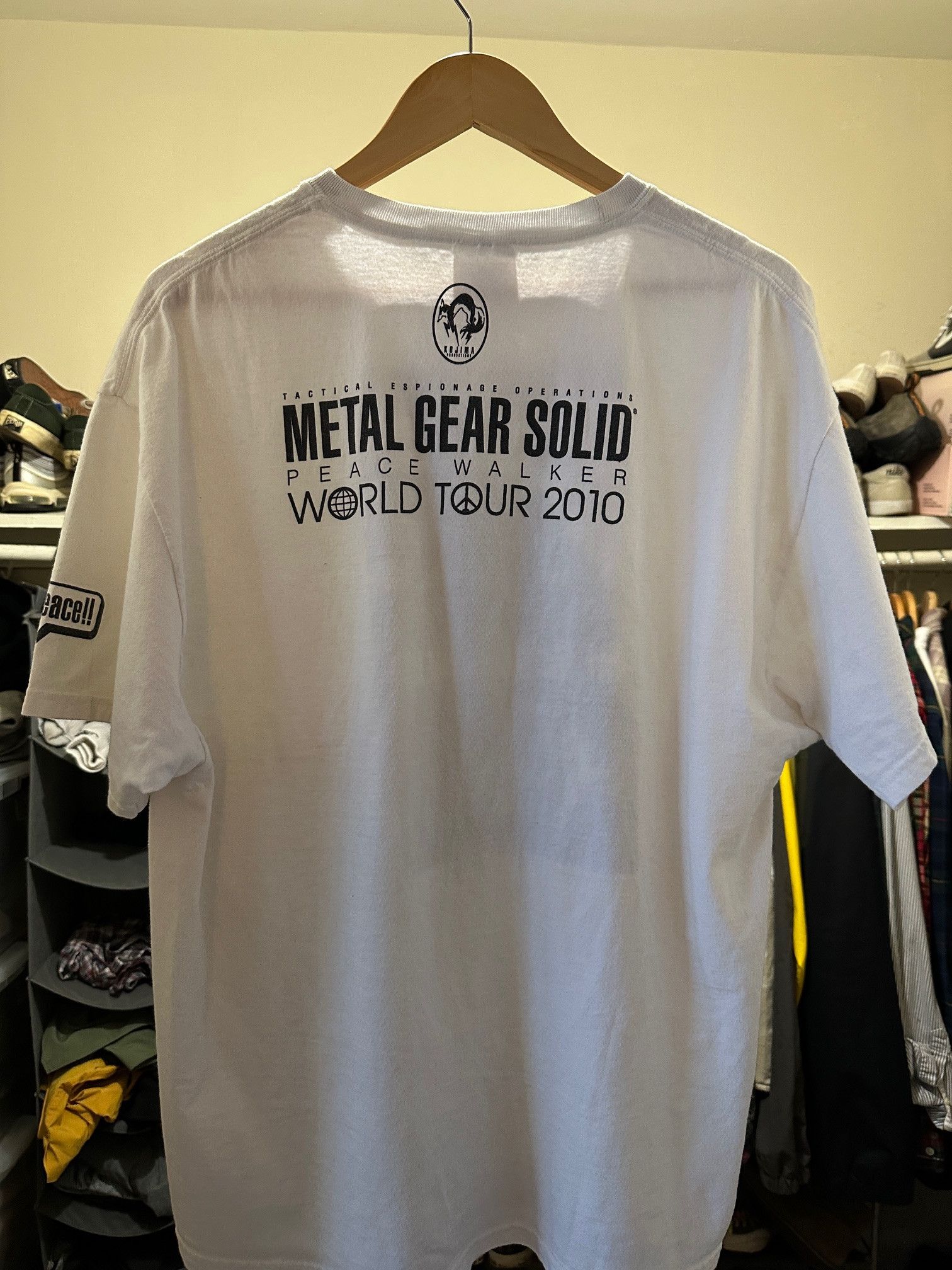 Vintage Vintage Metal Gear Solid Peace Walker World Tour T-Shirt XL Size US XL / EU 56 / 4 - 2 Thumbnail