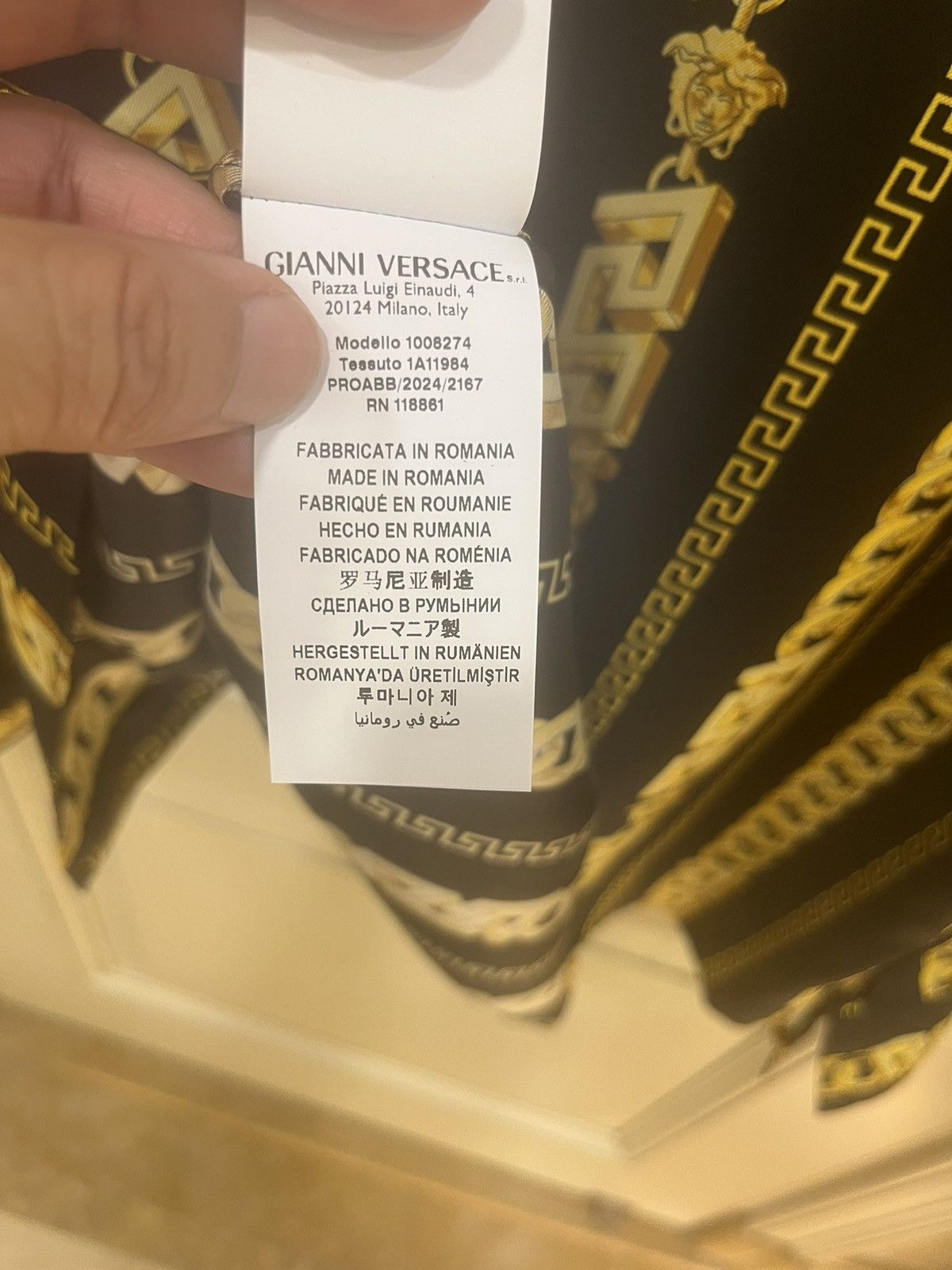 Versace chain print silk.shirt size48 Size US M / EU 48-50 / 2 - 13 Thumbnail