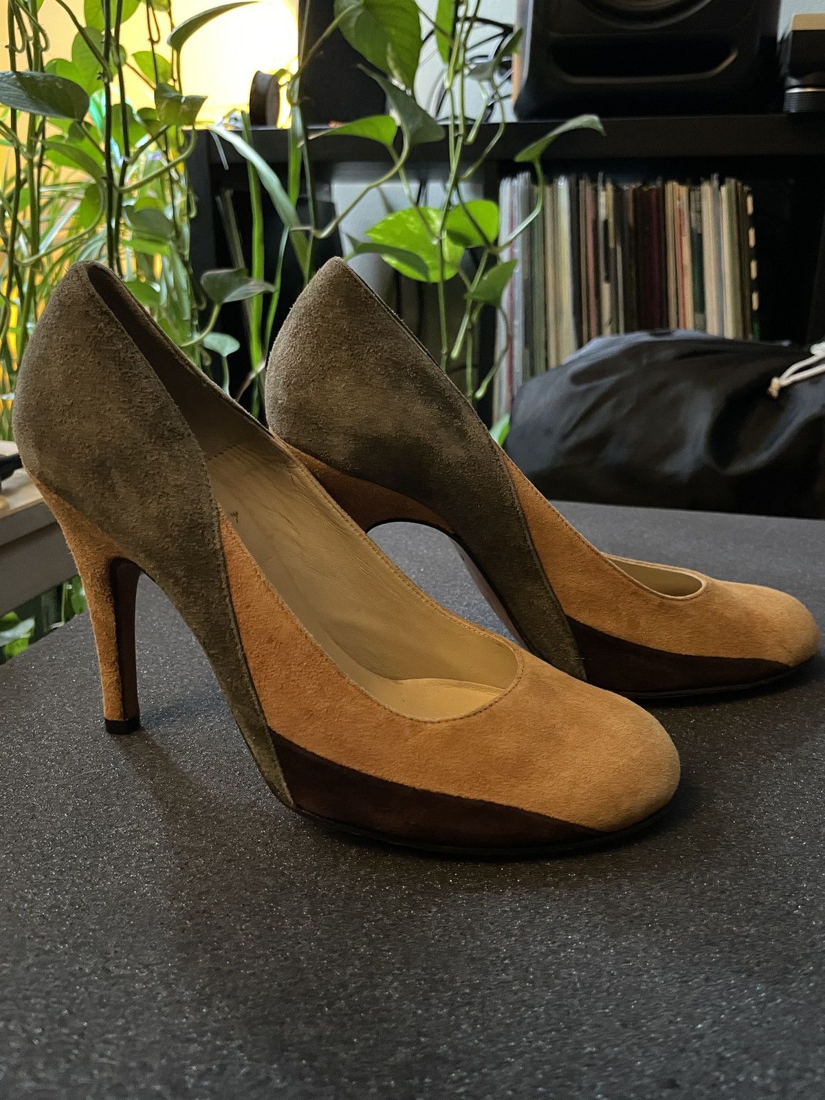 Opening Ceremony Opening Ceremony Suede Colorblock Pattern D'Orsay Pumps Size US 7 / IT 37 - 4 Thumbnail