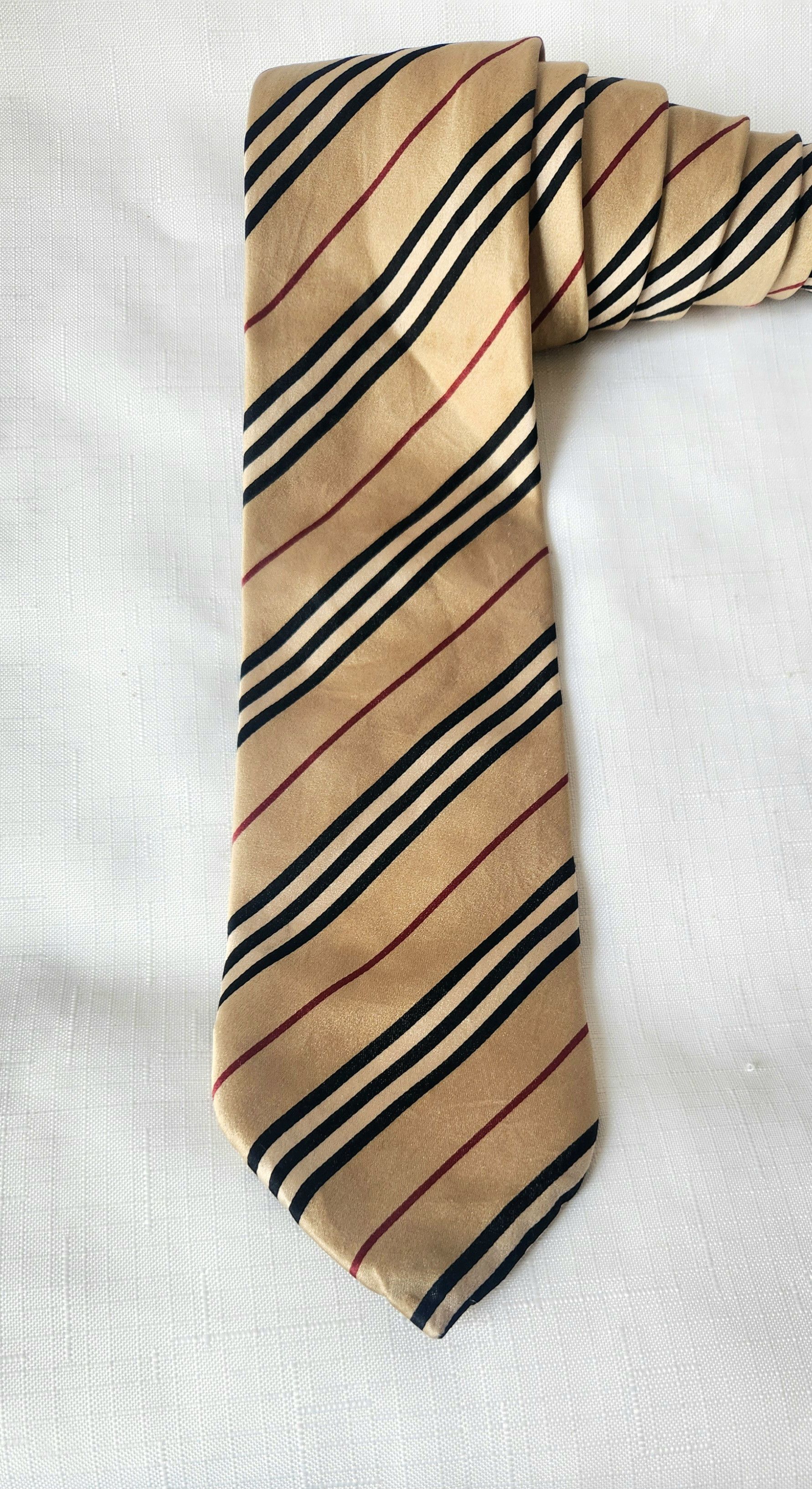 Burberry × Vintage Burberry London Beige Tie 100% Silk Made Italy Vintage Nova Size ONE SIZE - 2 Thumbnail