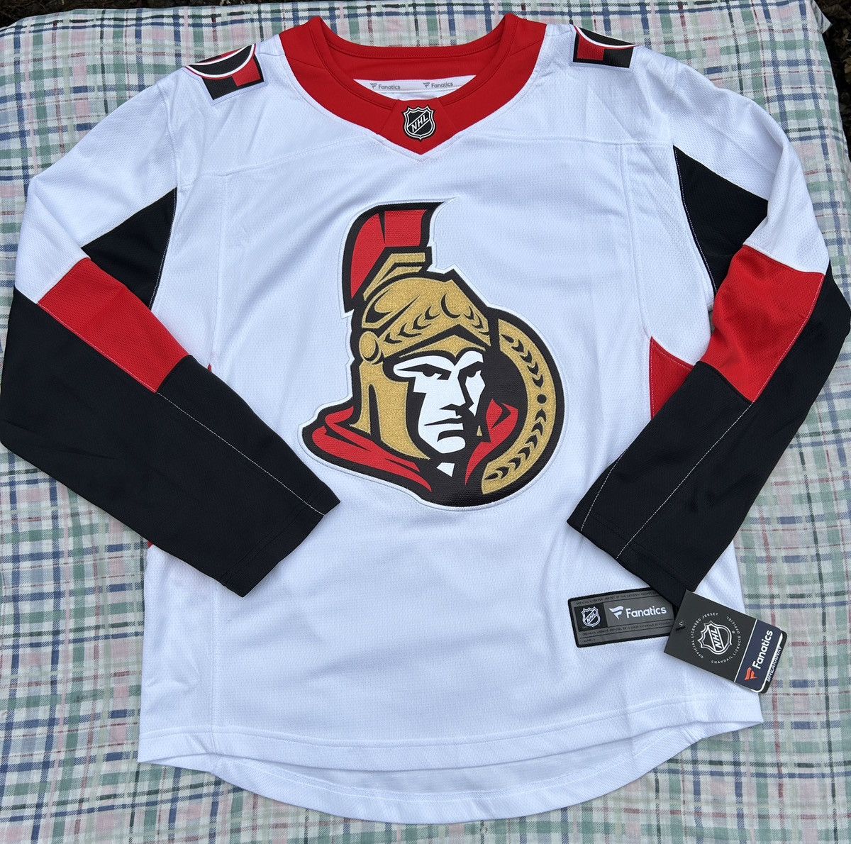NHL Brand New Fanatics Ottawa Senators NHL Jersey Size US S / EU 44-46 / 1 - 1 Thumbnail