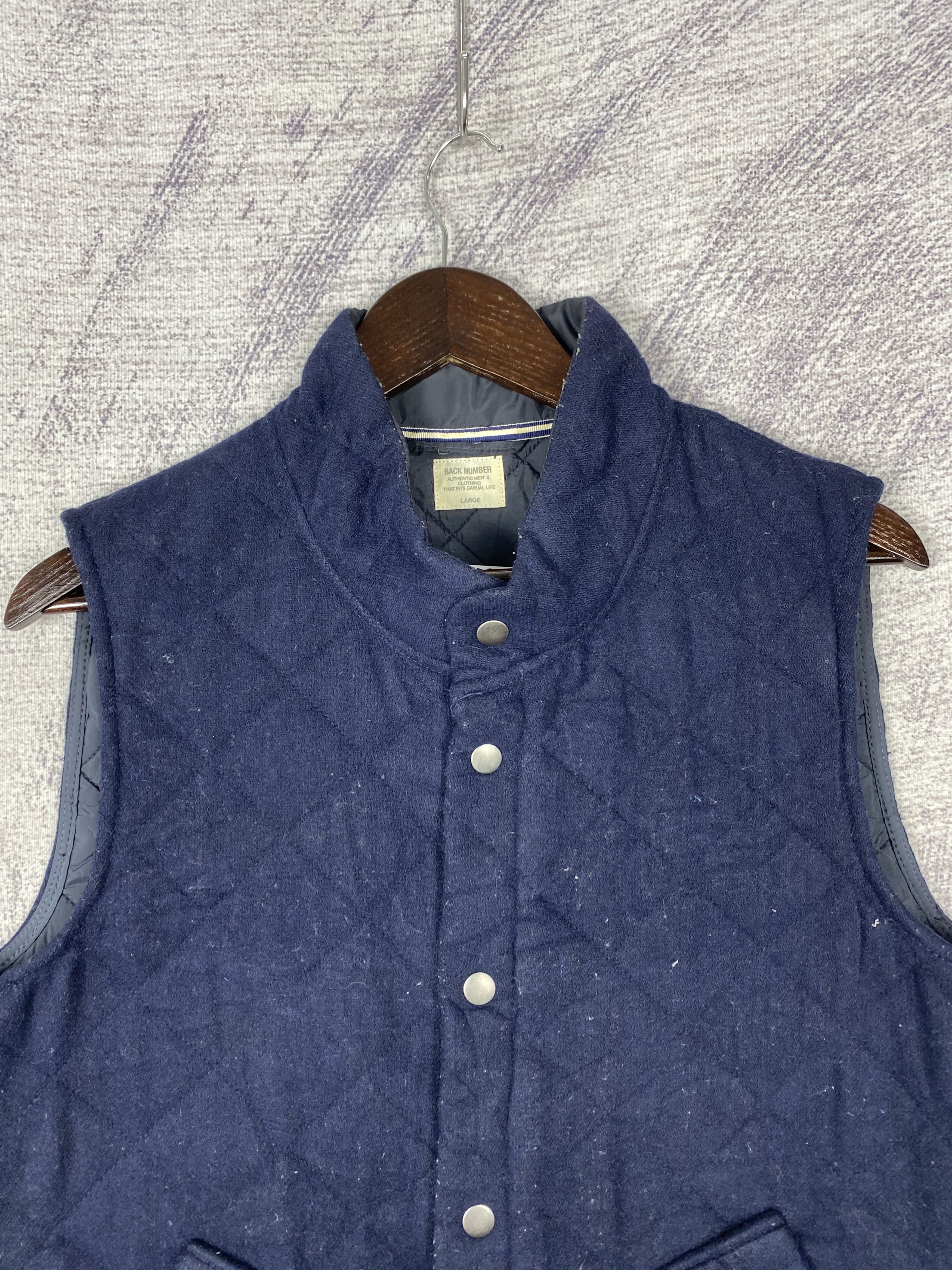 Japanese Brand Vintage Back Number Quilted Lining Velvet Vest Size US L / EU 52-54 / 3 - 2 Thumbnail