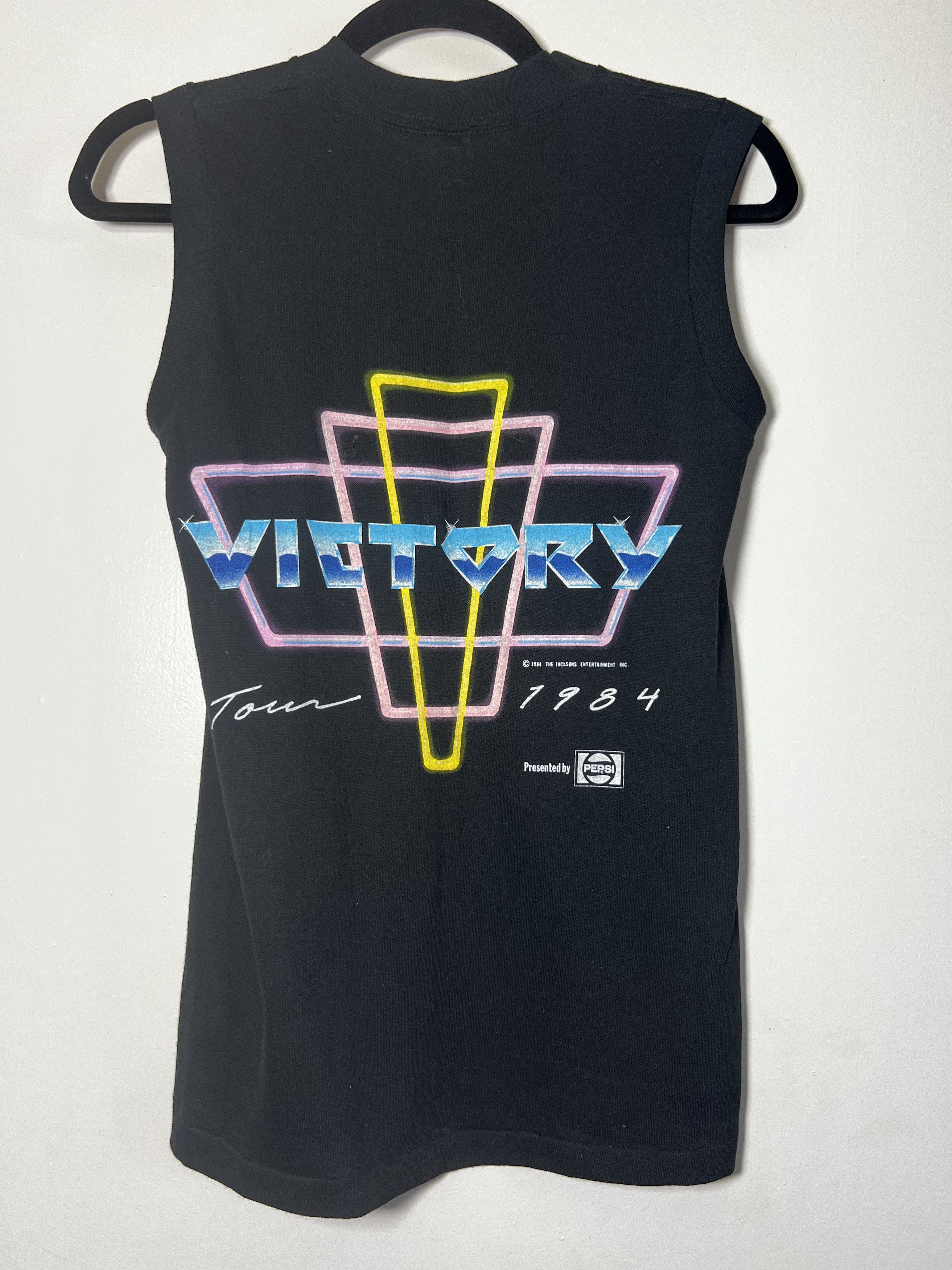 Vintage NEW Vintage 1984 Michael Jackson Victory Tour T-Shirt Size US S / EU 44-46 / 1 - 7 Thumbnail