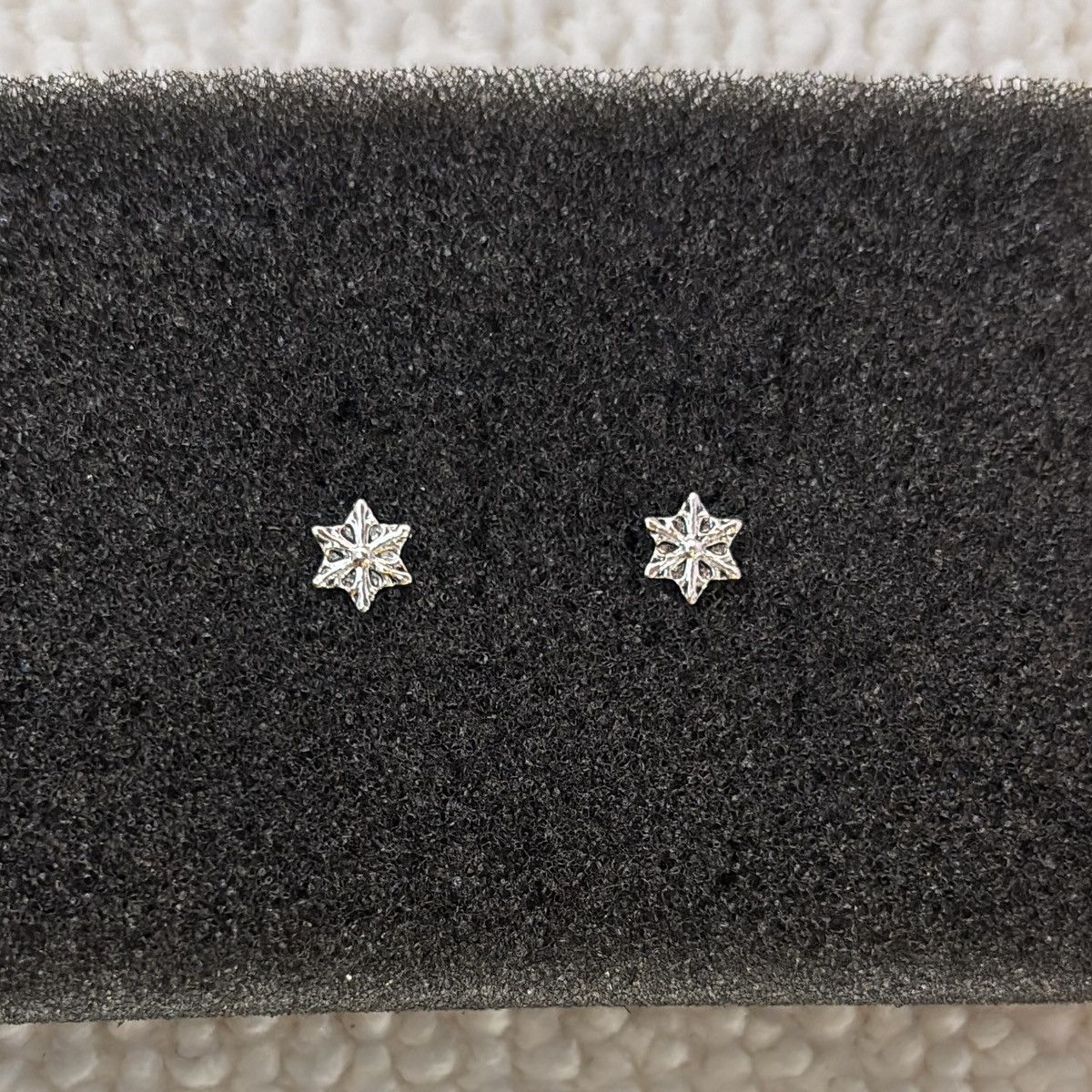 Other 7mm Mini Six-pointed Star Stud Earrings for Men Women Size ONE SIZE - 1 Thumbnail