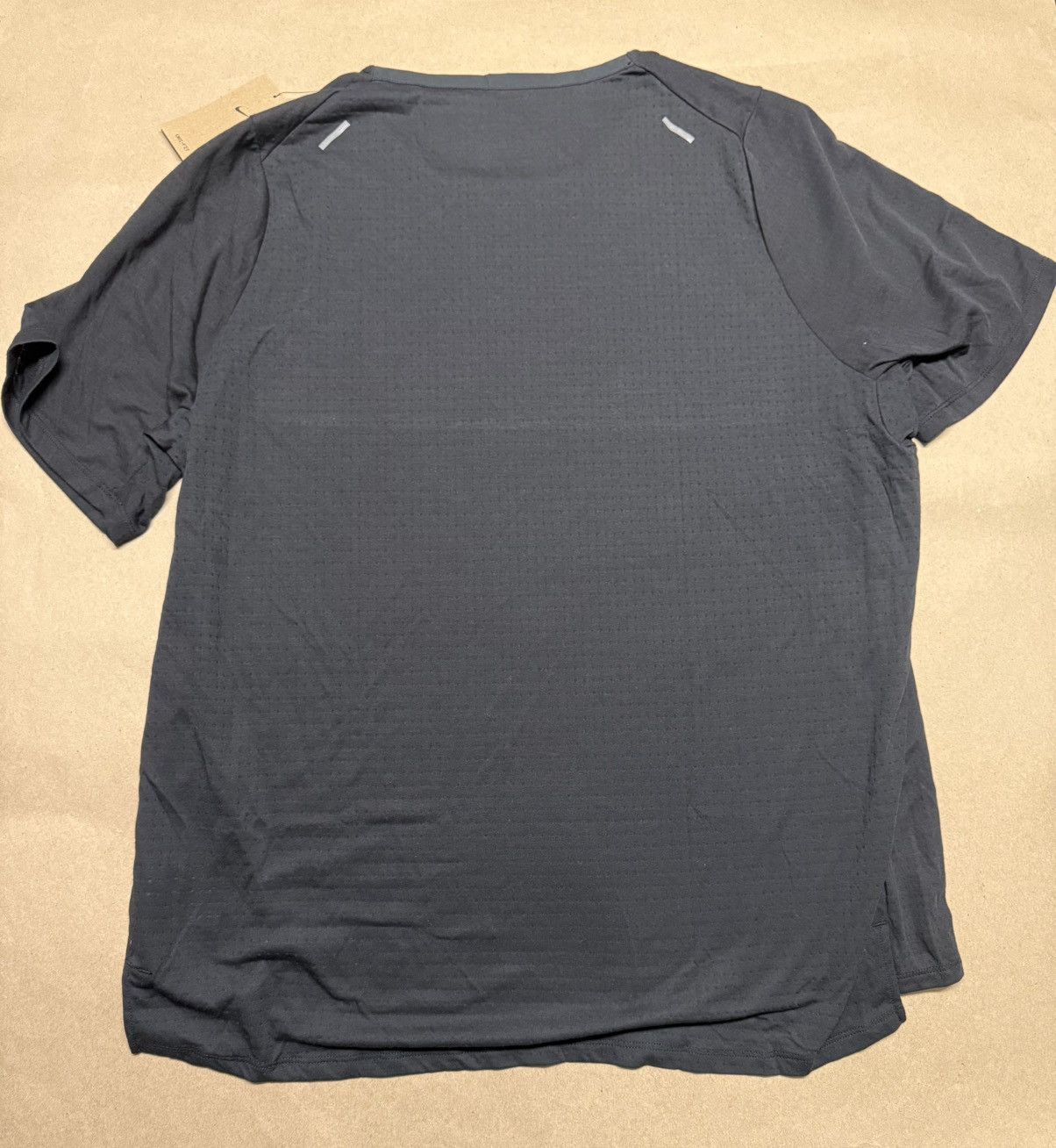 Nike Nike DriFit Running Black workout Shirt XL Extra Large NEW! Size US XL / EU 56 / 4 - 2 Thumbnail