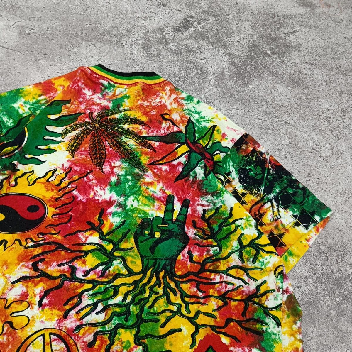 Bob Marley Vintage 90s Bob Marley AOP tee rasta Piece reggie y2k rare Size US XL / EU 56 / 4 - 3 Thumbnail