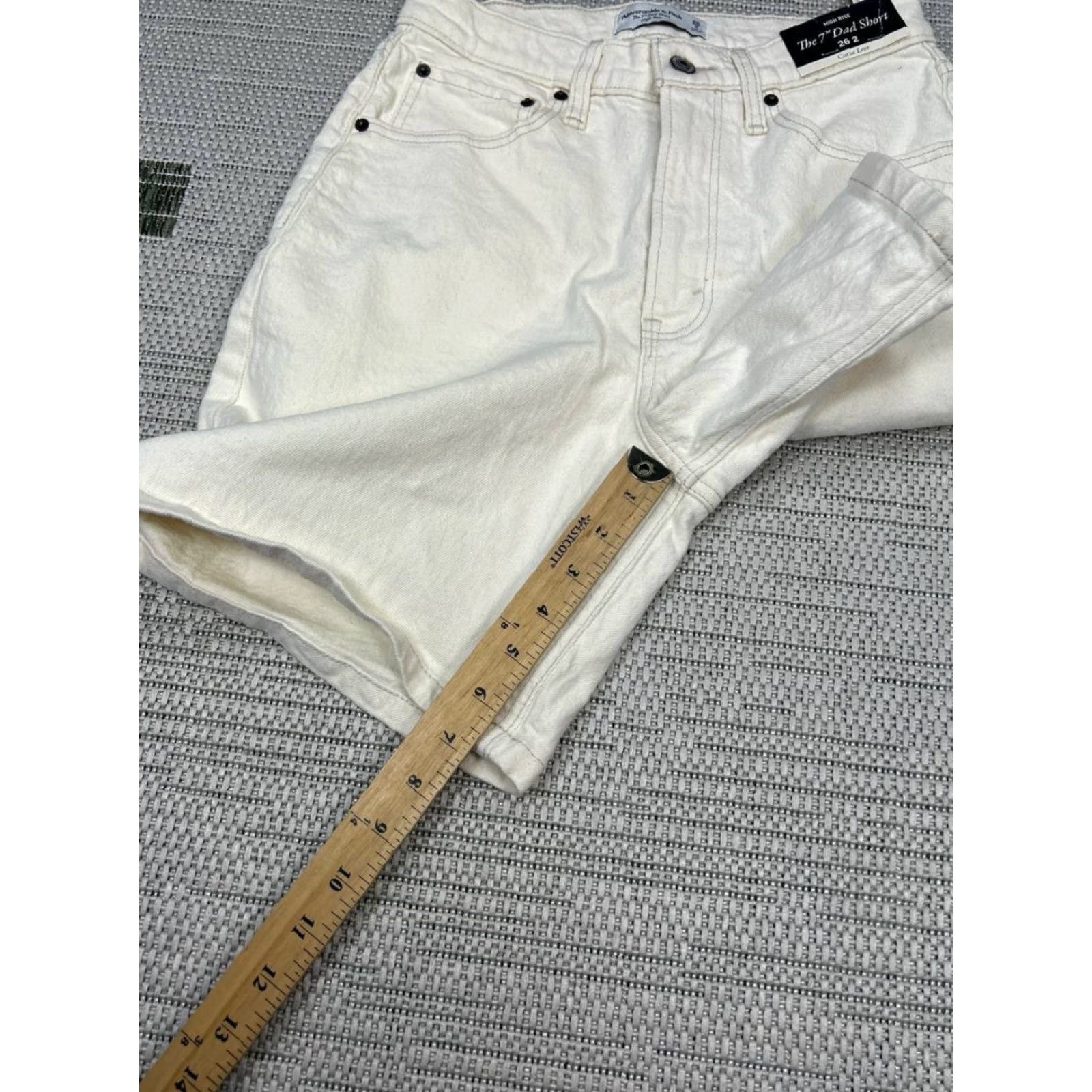 Abercrombie & Fitch Abercrombie & Fitch The 7 Inch Dad Shorts Womens 2 Beige Cotton Curve Love Size 26" / US 2 / IT 38 - 5 Thumbnail