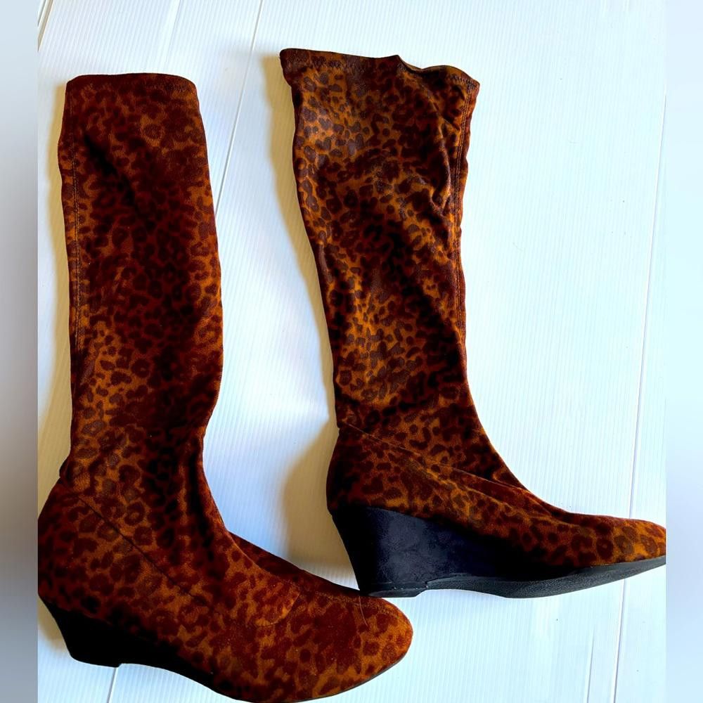 Designer Animal Print Cheetah Boots Y2K Size US 10 / IT 40 - 1 Thumbnail
