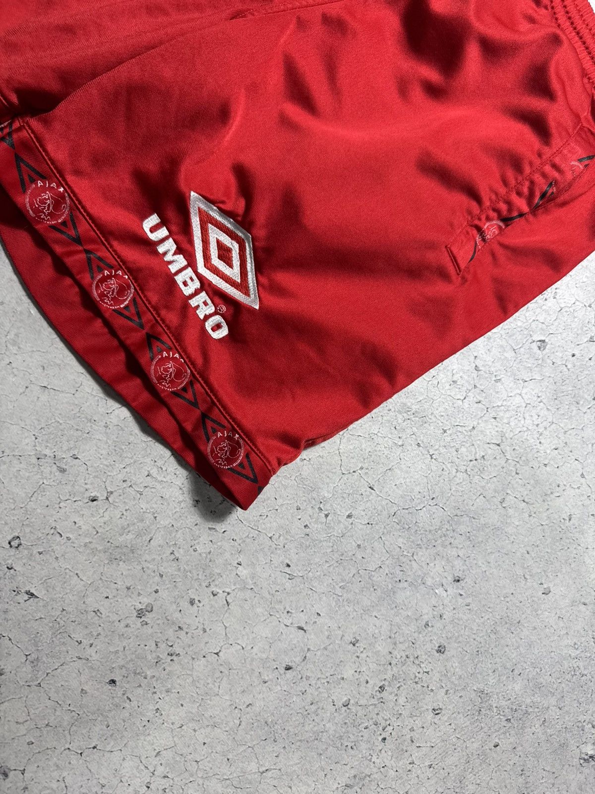Umbro Umbro FC Ajax Vintage 90’s Football Shorts Soccer Size US 36 / EU 52 - 4 Thumbnail