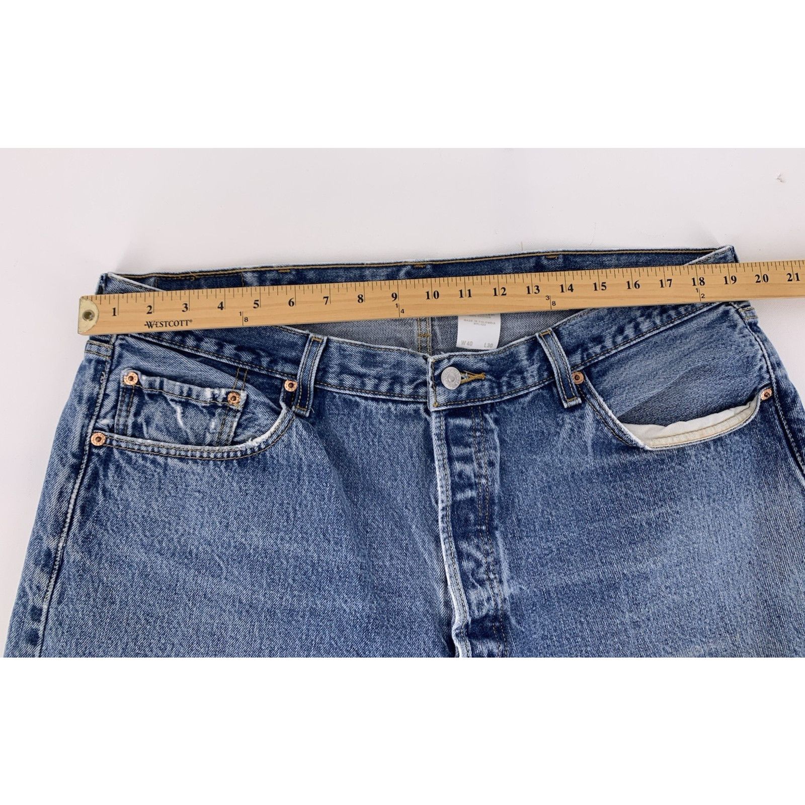 Levi's VTG Levi's 501 Button Fly Straight Leg 39x28.5" Jeans Size US 39 - 14 Thumbnail