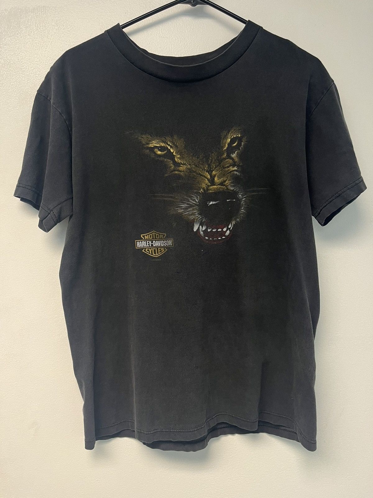 Vintage 02 Harley Davidson Wolf Print Faded Tshirt