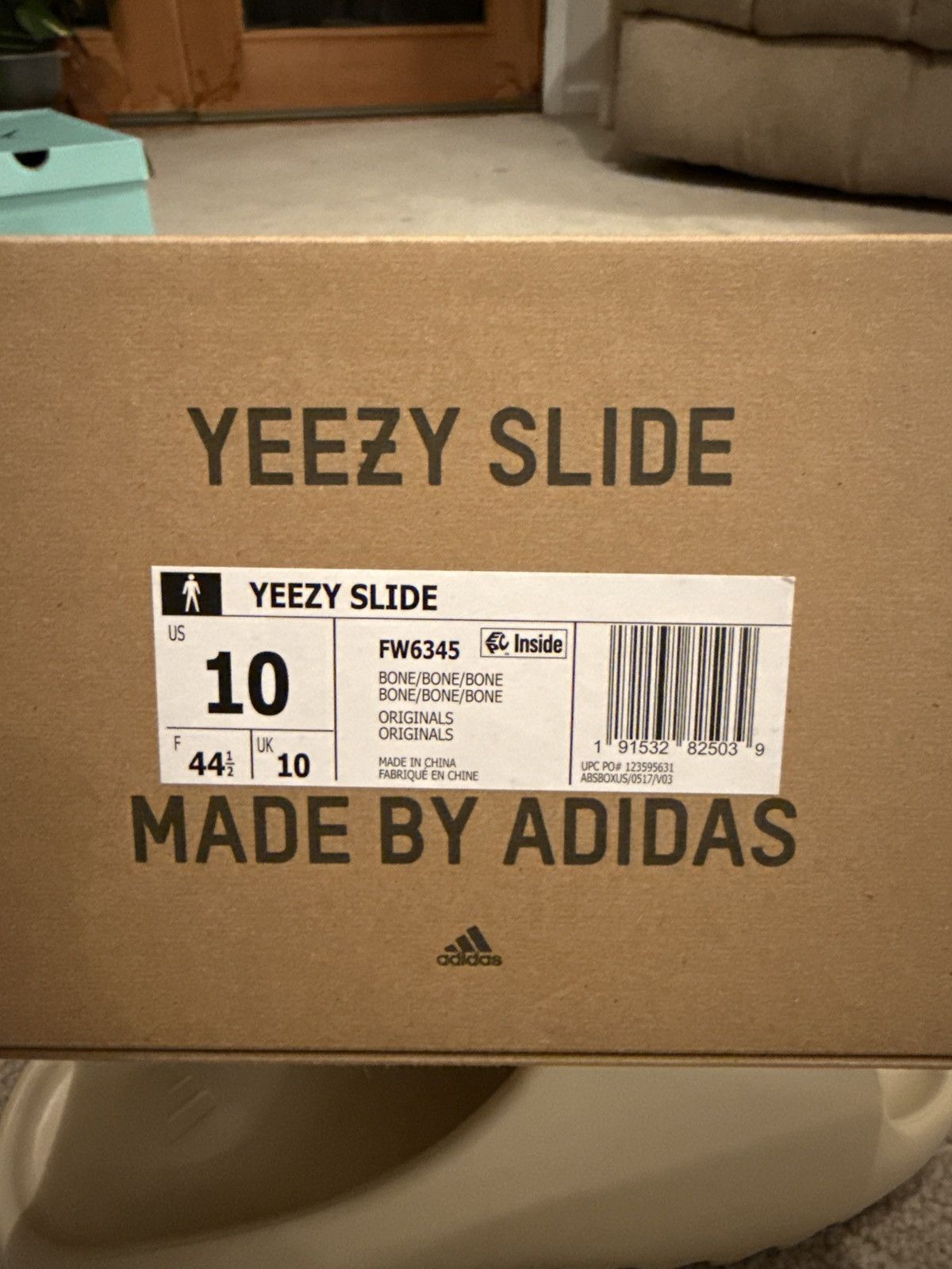 Yeezy Yeezy Slide “Bone” OG First Release Size US 10 / EU 43 - 10 Thumbnail