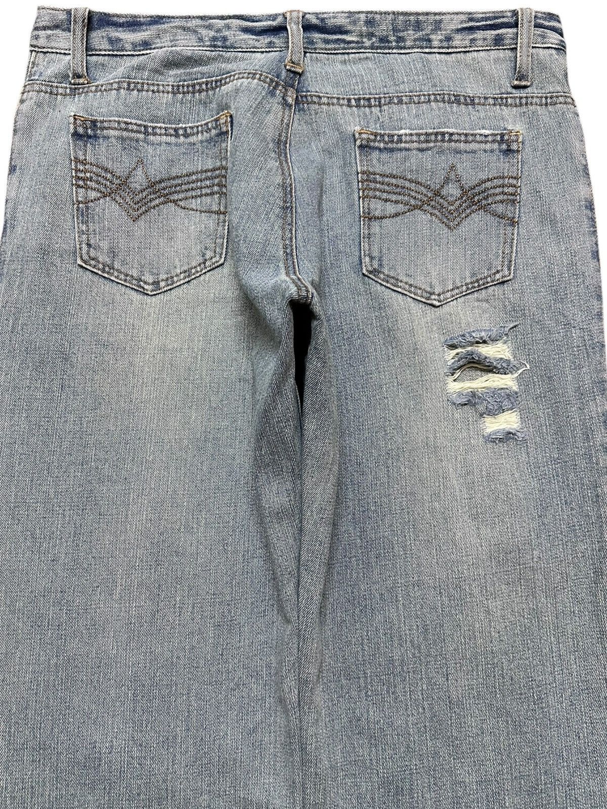 Japanese Brand Vintage All Patty Ripped Grunge Distressed Denim Size US 32 / EU 48 - 6 Thumbnail