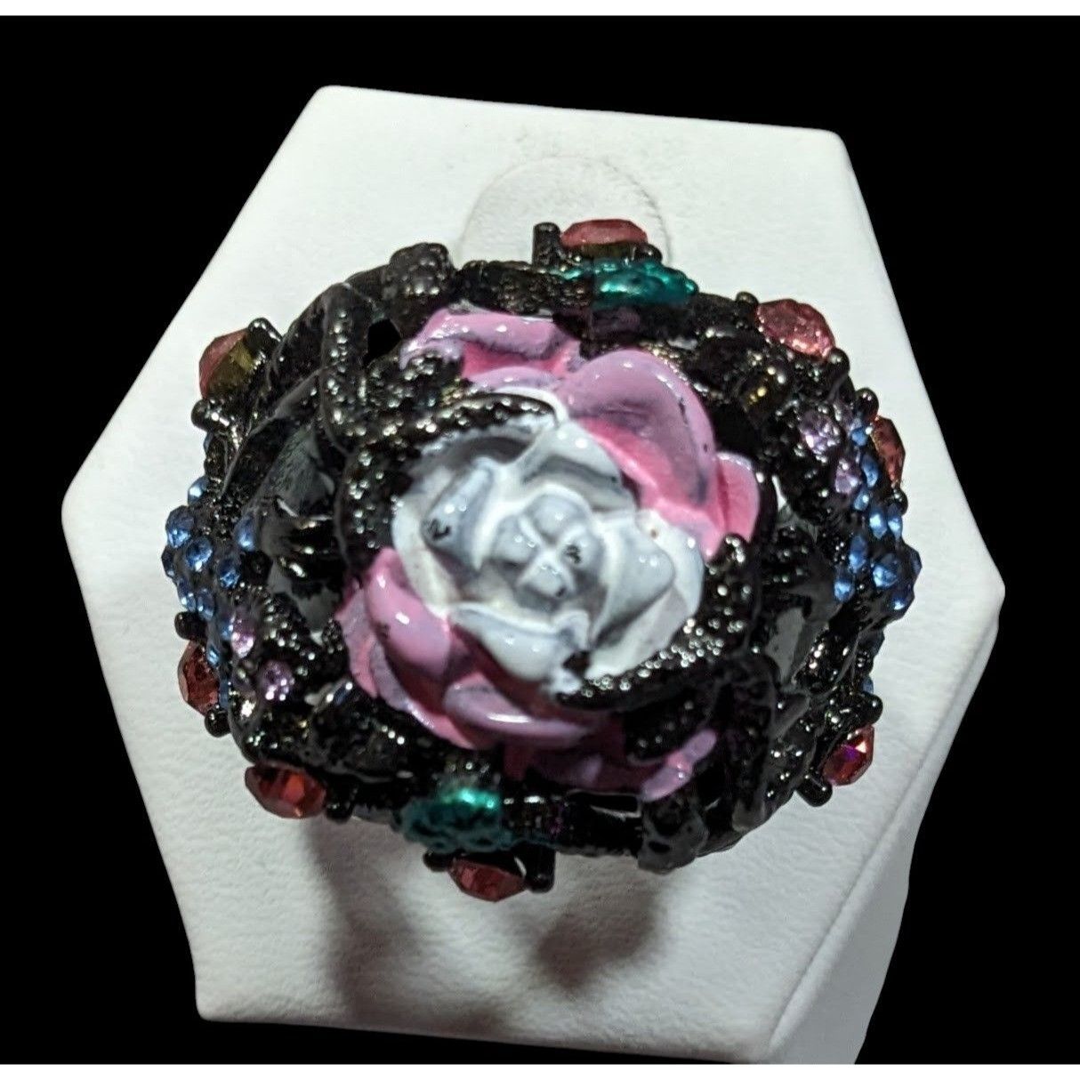 Other Pastel Goth Romantic Floral Enamel And Gemmed Ring Size 8 1/ Size ONE SIZE - 1 Thumbnail