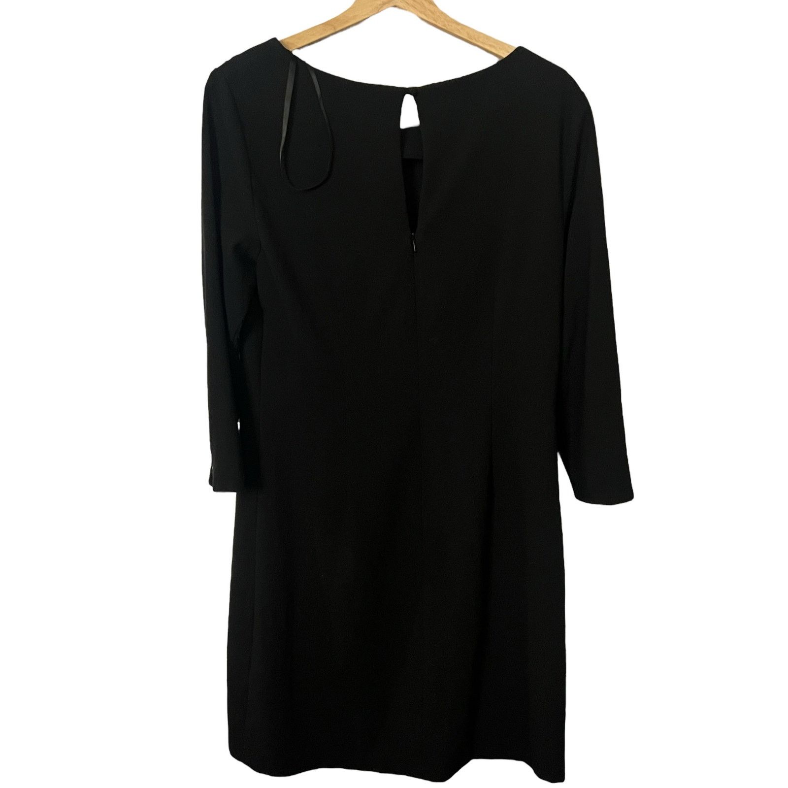 Laundry by Shelli Segal Laundry by Shelli Segal Black Midi Dress with Zipper Size 10 Size L / US 10 / IT 46 - 7 Thumbnail