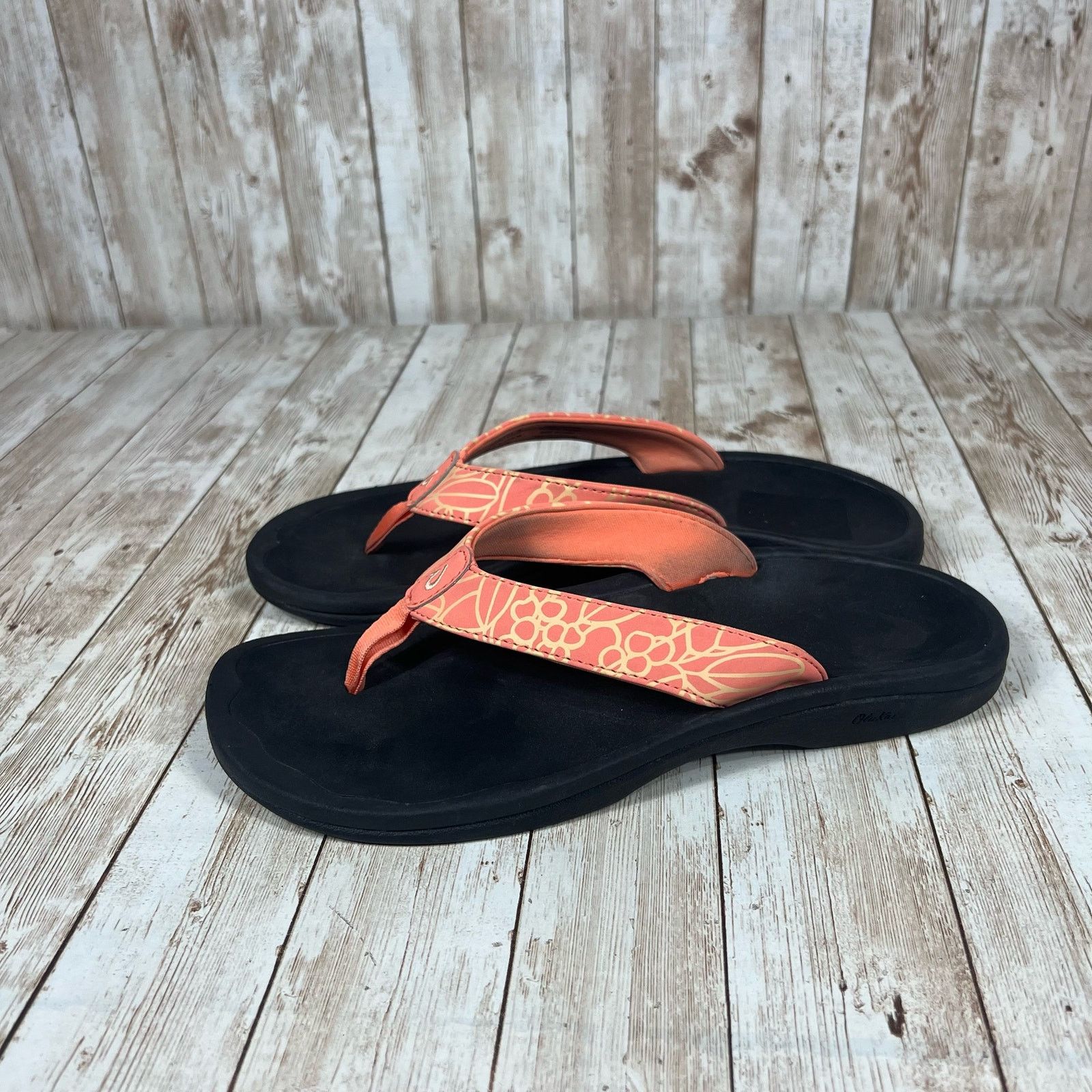 Olukai Olukai Ohana Womens 8 flip flop sandal Size US 8 / IT 38 - 2 Thumbnail