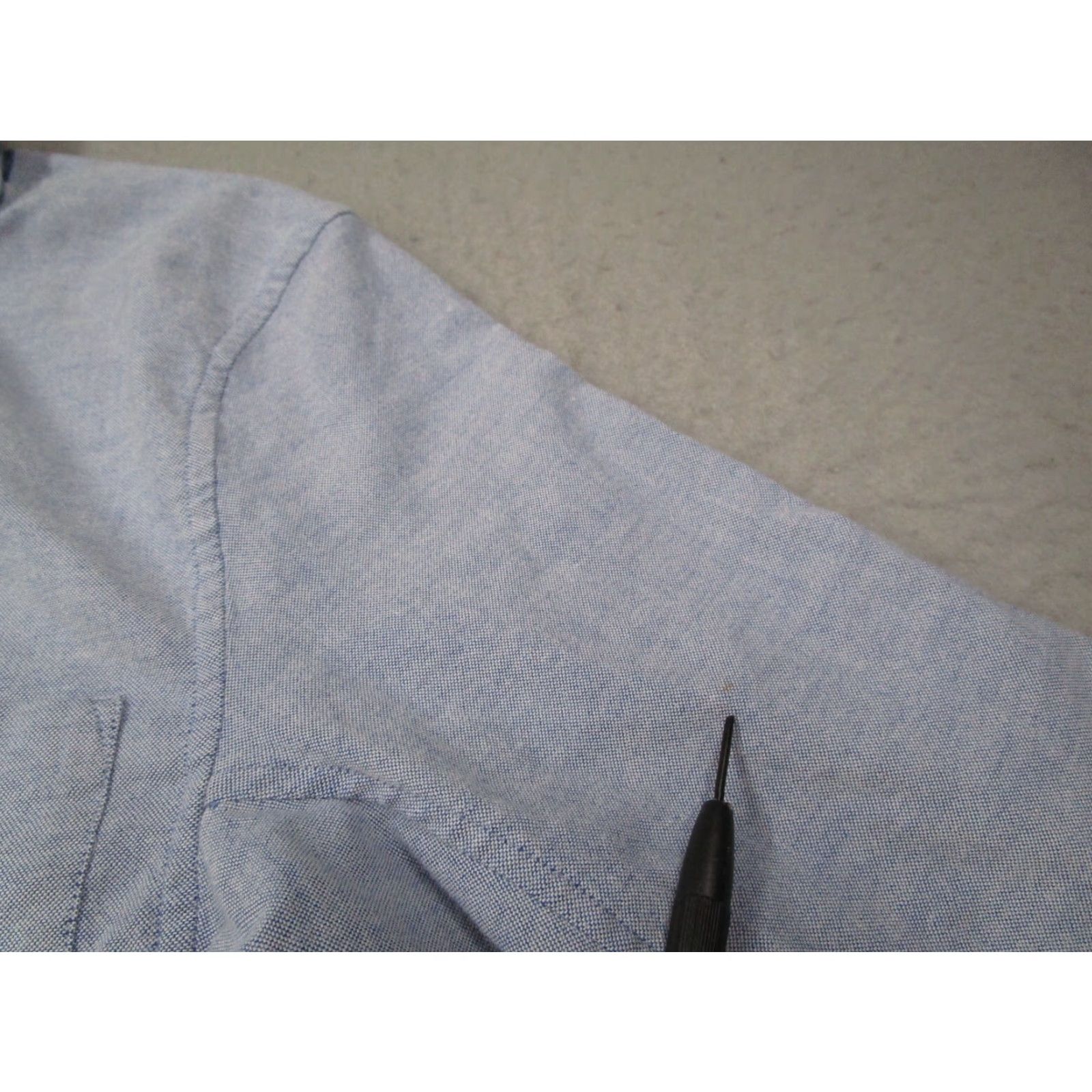 Lululemon LULULEMON Men's Small Blue Chambray Button-Up Long Sleeve Shirt Casual Travel Size US S / EU 44-46 / 1 - 5 Thumbnail