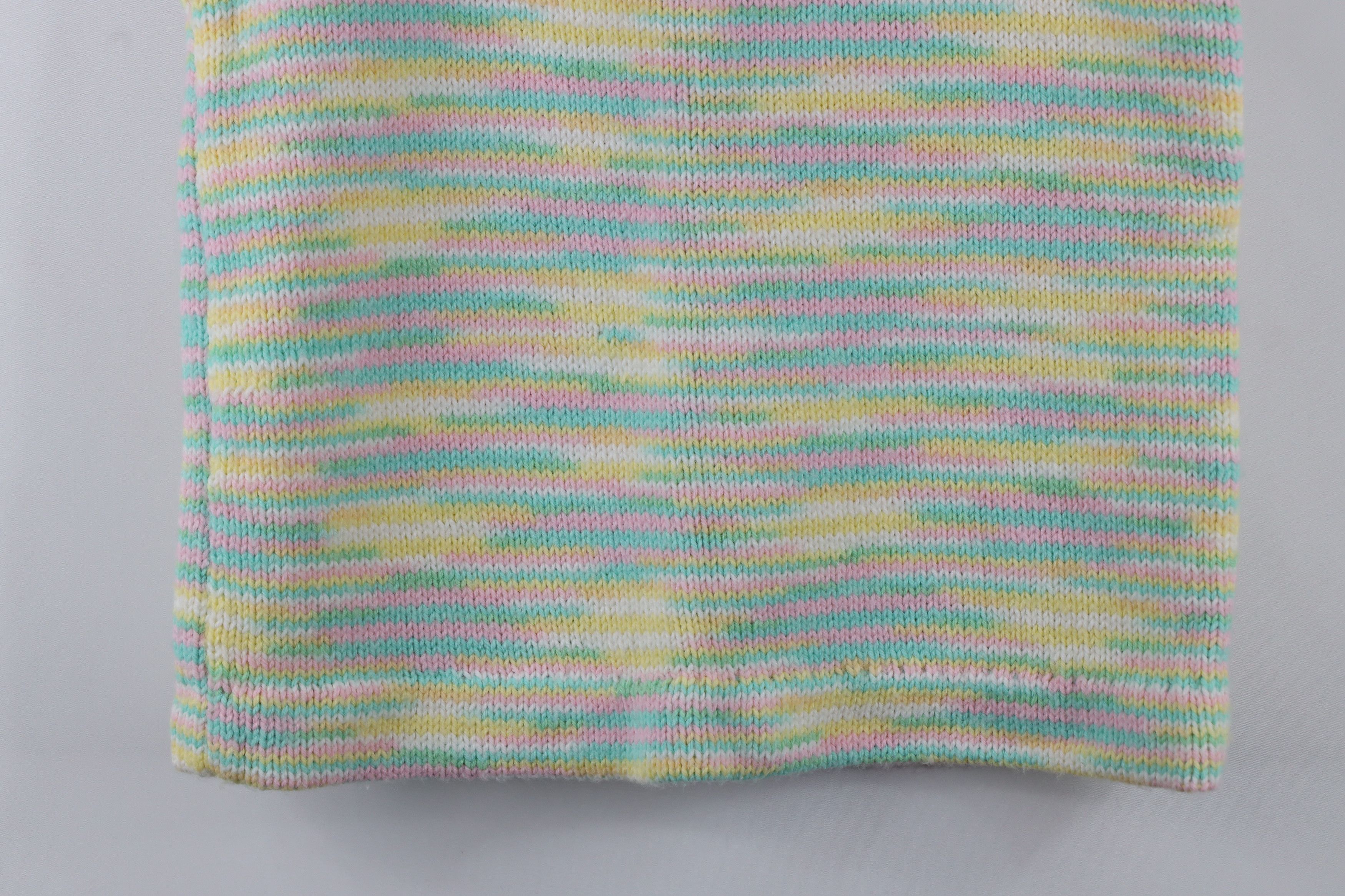 Vintage Vintage 70s Streetwear Knit Boxy Fit Rainbow Sweater Vest Size L / US 10 / IT 46 - 10 Thumbnail