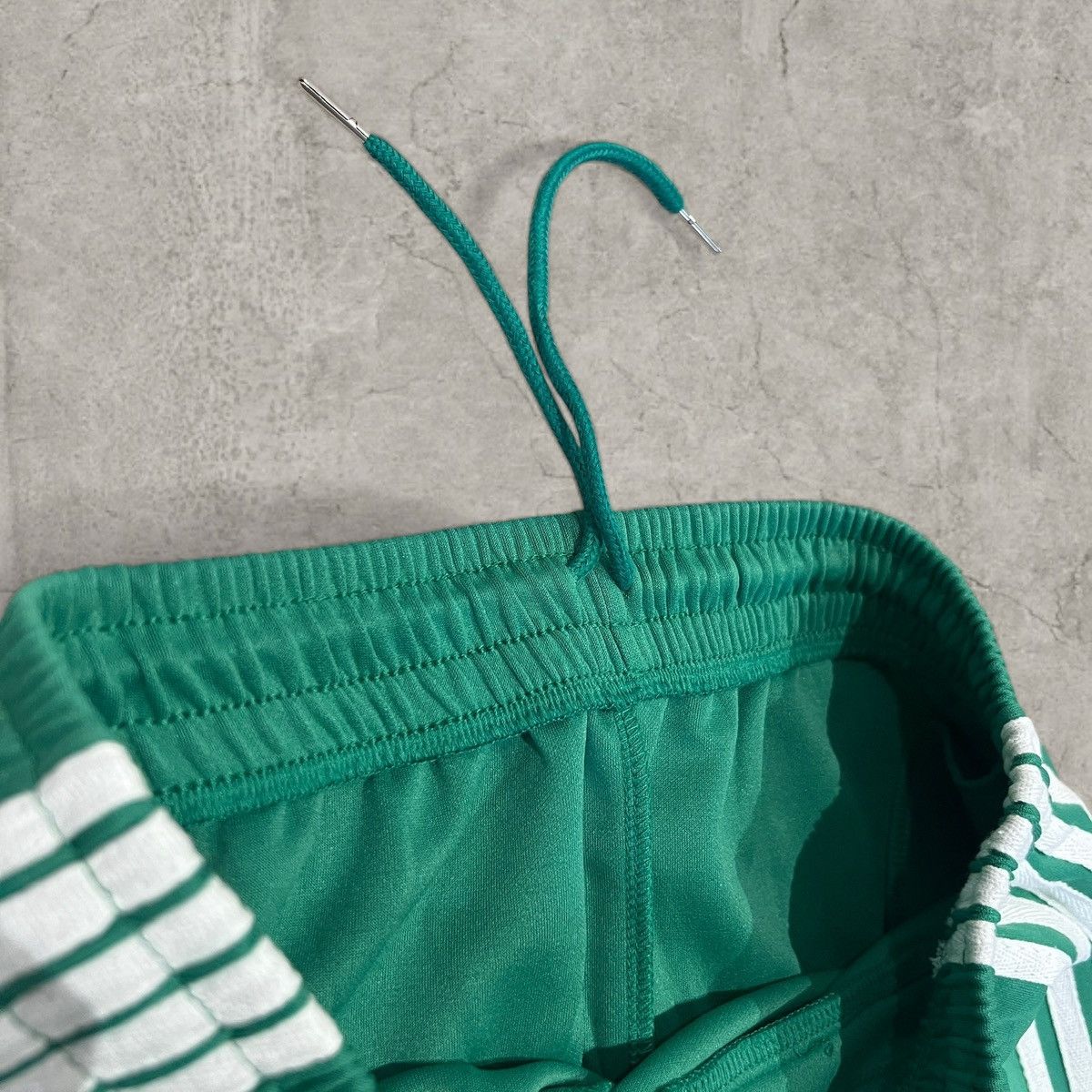Japanese Brand Relaxed fit trousers in green with white stripes. Size M Size US 32 / EU 48 - 3 Thumbnail
