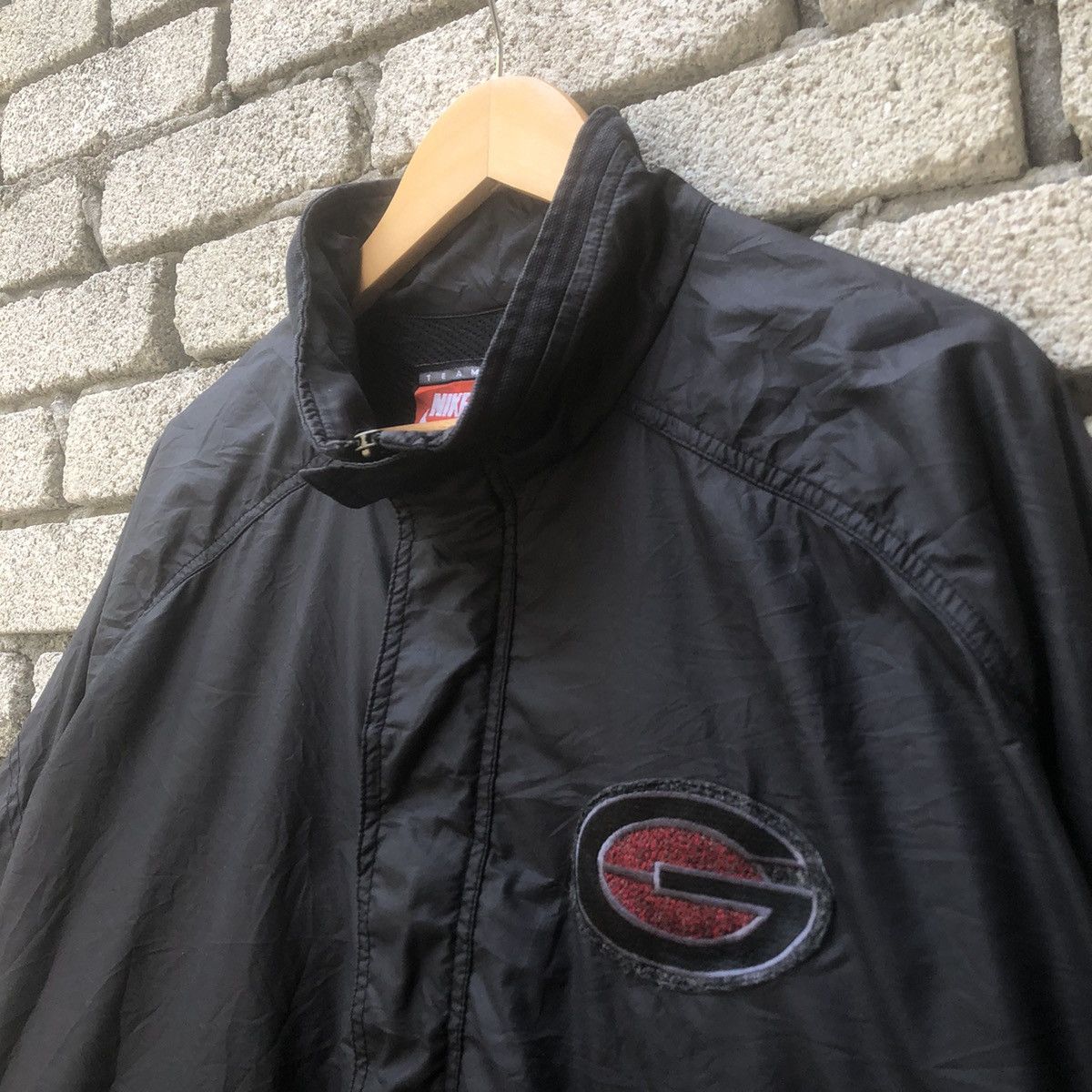 Nike × Vintage Vintage 90s Nike Team Anorak Georgia Bulldogs Size US L / EU 52-54 / 3 - 4 Thumbnail
