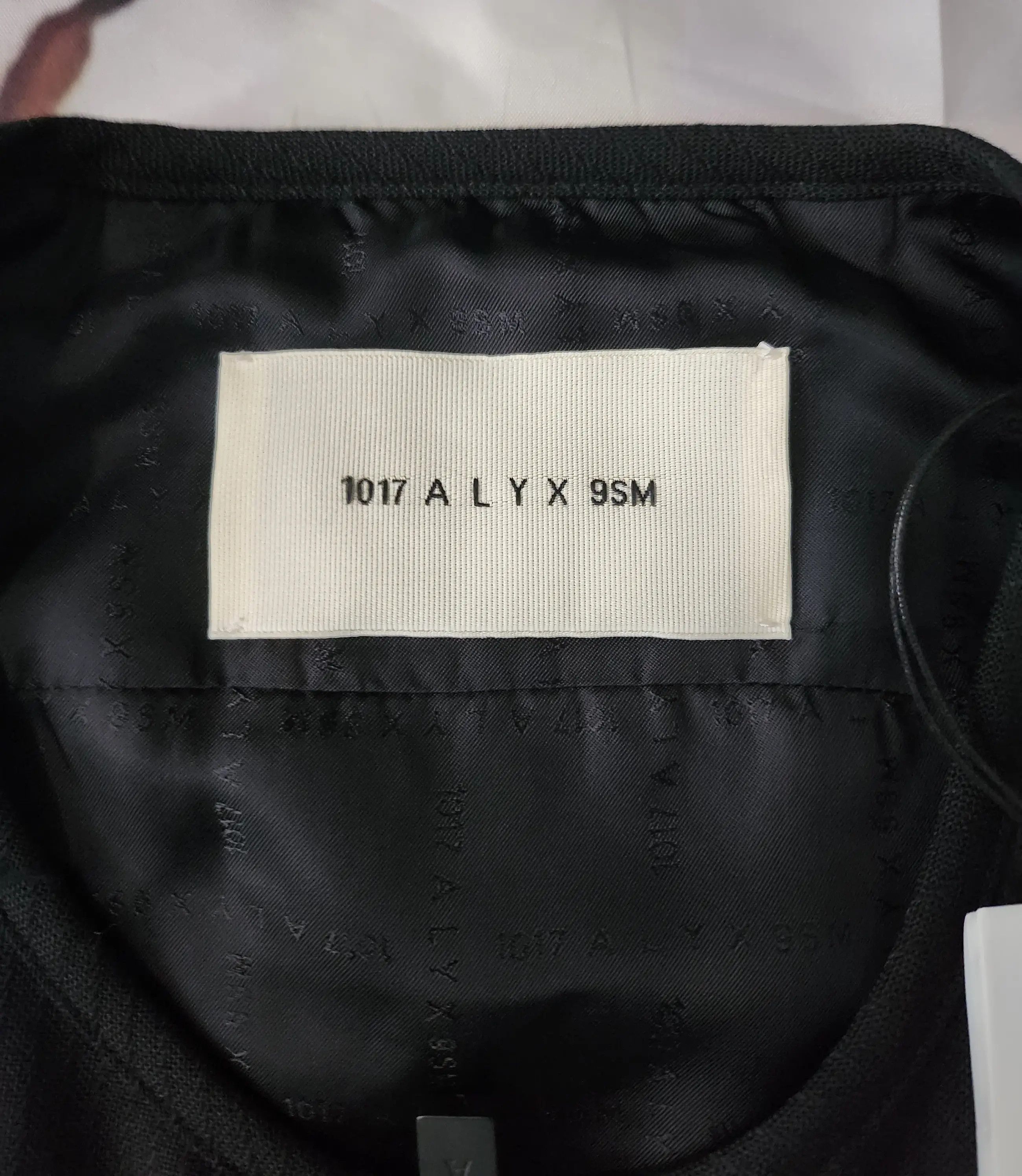1017 ALYX 9SM Alyx Modern Tactical Vest Exclusive Capsule Size US XL / EU 56 / 4 - 6 Thumbnail