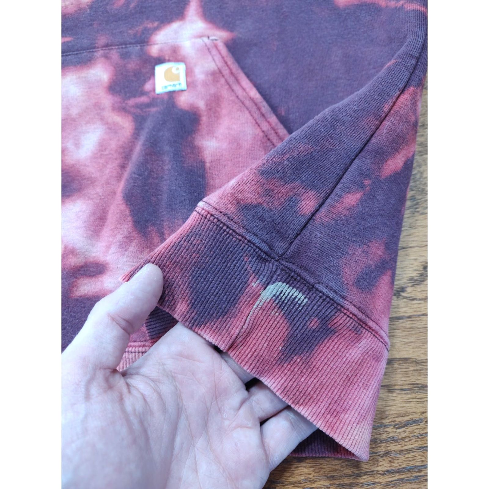 Carhartt VINTAGE Carhartt Womens S Pullover Hoodie Sweatshirt Acid Wash Tie Dye Dark Red Markings Hoodie Sweatshirt Tie-Dye Carhartt Logo Red Women’s XS? Size S / US 4 / IT 40 - 6 Thumbnail