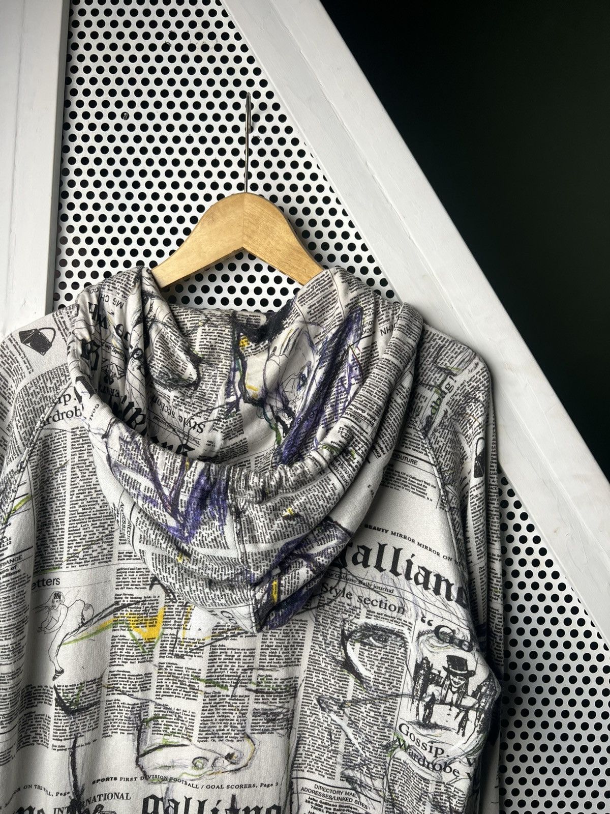 John Galliano 2010 John Galliano Gazette Newspaper Print Zip Hoodie Size US M / EU 48-50 / 2 - 5 Thumbnail
