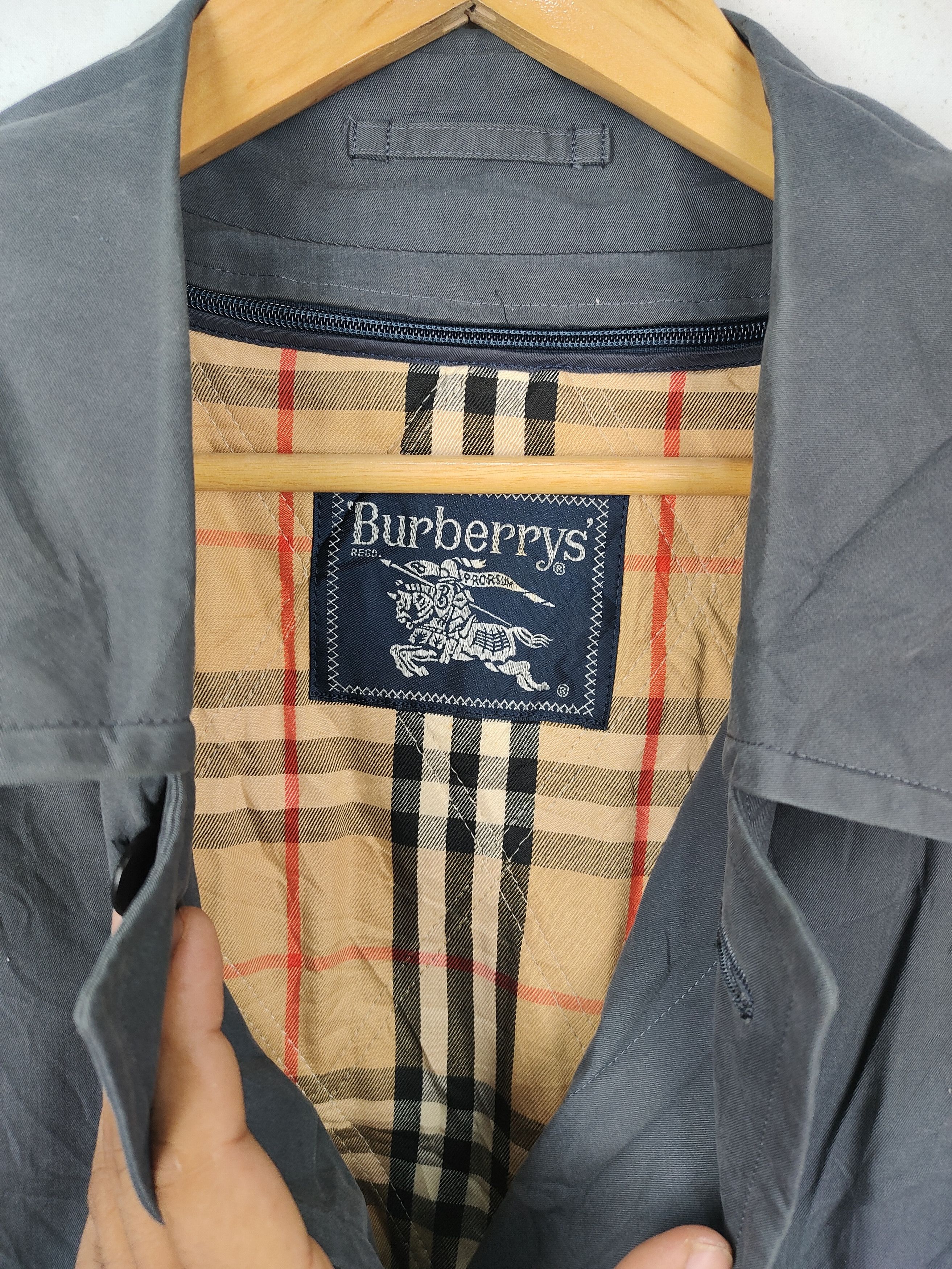 Burberry Burberrys Double Layered Long coat Size US L / EU 52-54 / 3 - 3 Thumbnail
