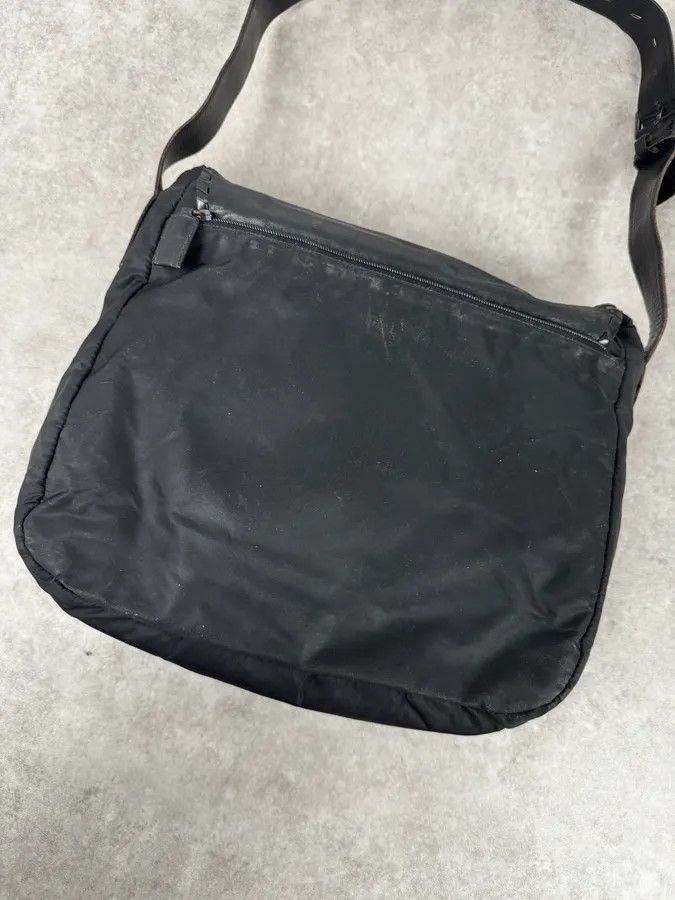 Prada 2000s Prada Black Buckles Nylon & Leather Messenger Bag Size ONE SIZE - 7 Thumbnail