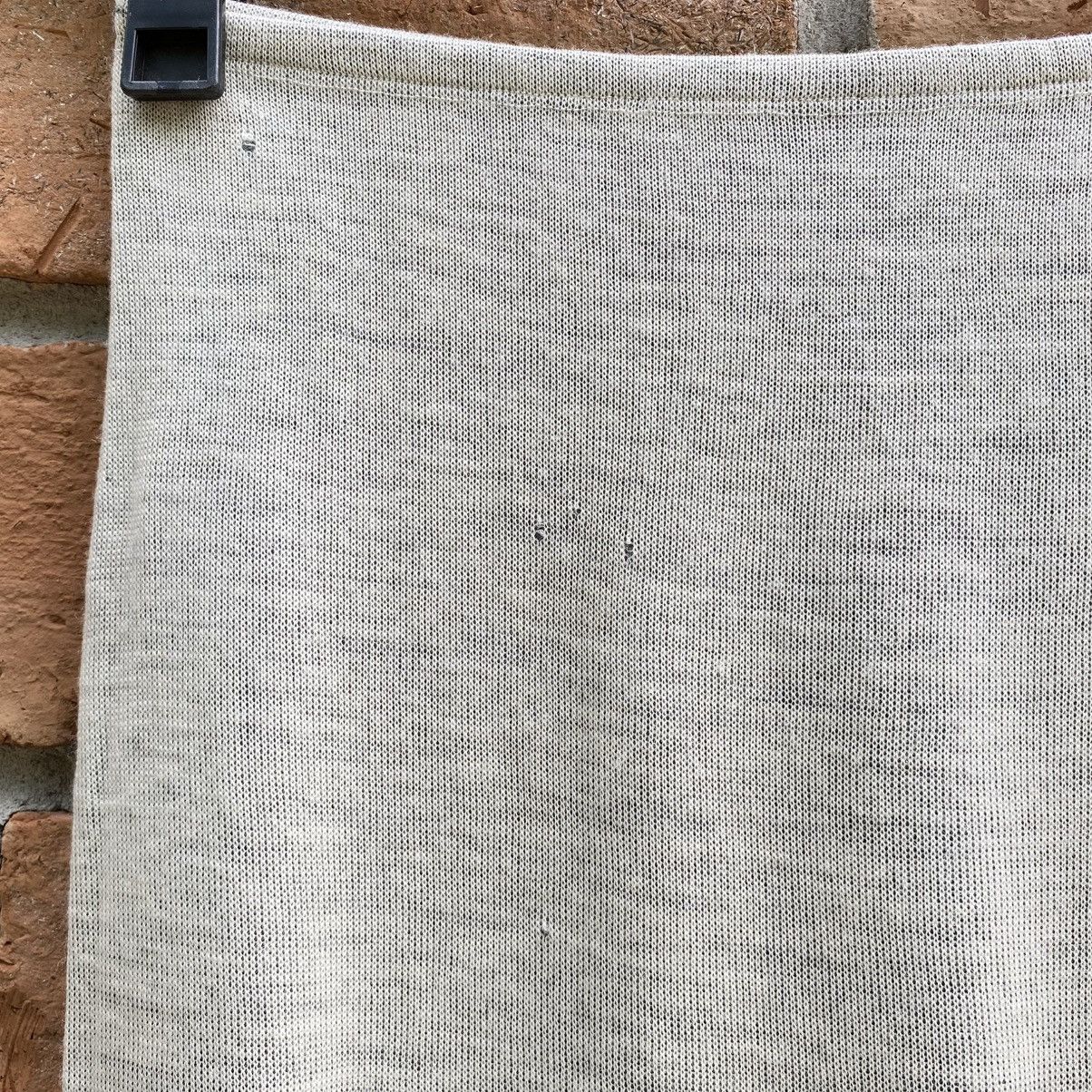 Jean Paul Gaultier Jean Paul Gaultier Light Grey Knit A-Line Skirt Size 27" / US 4 / IT 40 - 5 Thumbnail