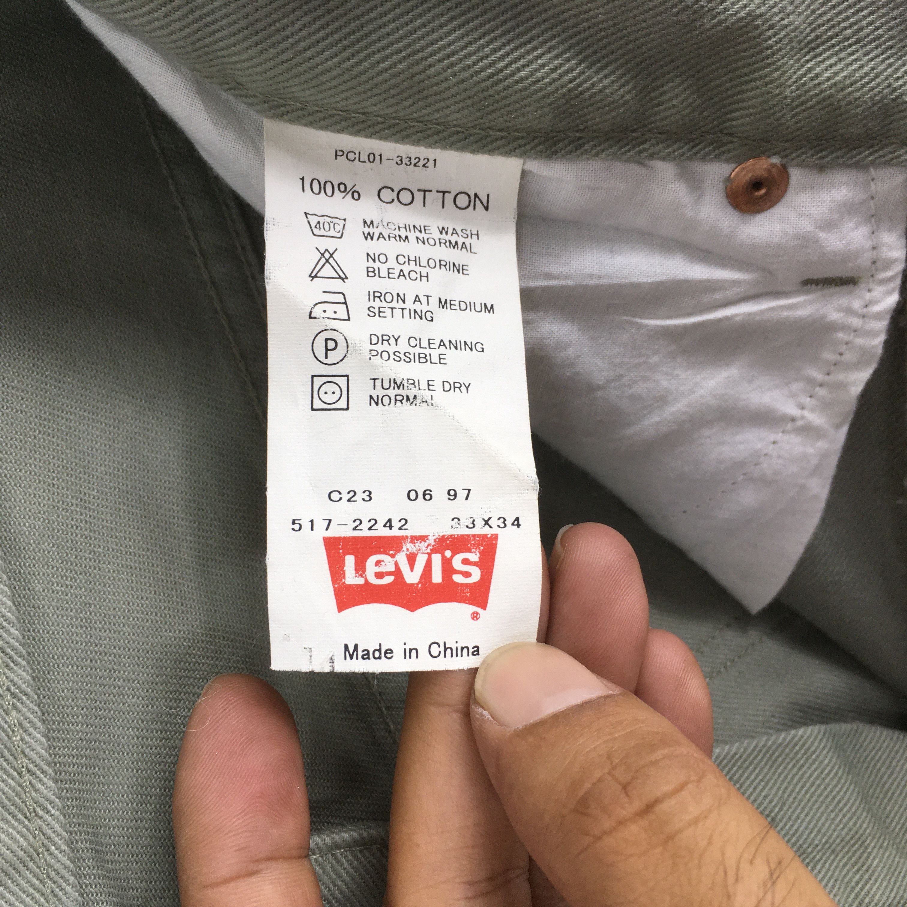Levi's Size 31x33.5 Vintage Levi's 517 Bootcut Olive Pants S1898 Size US 31 - 12 Thumbnail