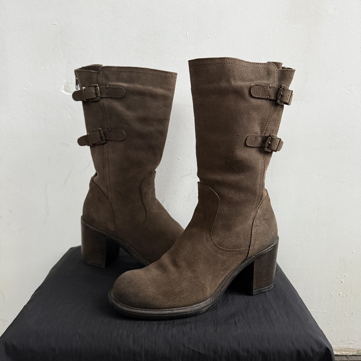 Vintage Vintage Italy Heel Suede Boots Size US 5 / IT 35 - 3 Thumbnail