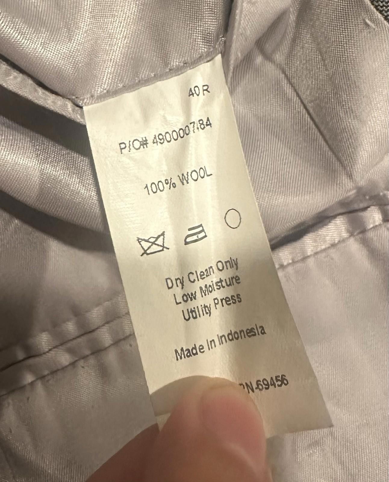 Michael Kors Michael Kors 40R Men Blazer Gray Plaid Woolmark 2 Button Size 38R - 10 Thumbnail