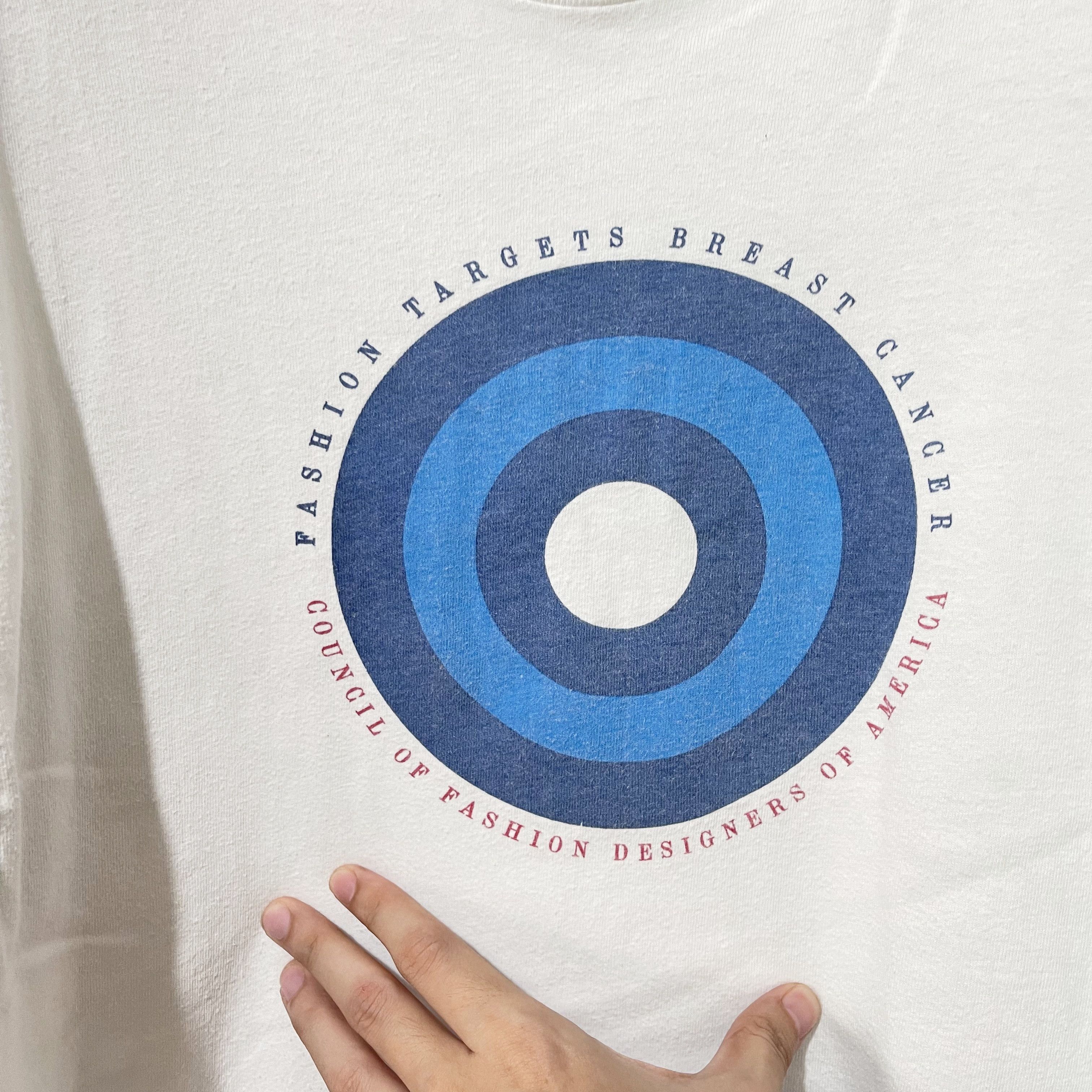 Vintage Vintage 90s Fashion Targets Breast Cancer T-Shirt Size US L / EU 52-54 / 3 - 2 Thumbnail