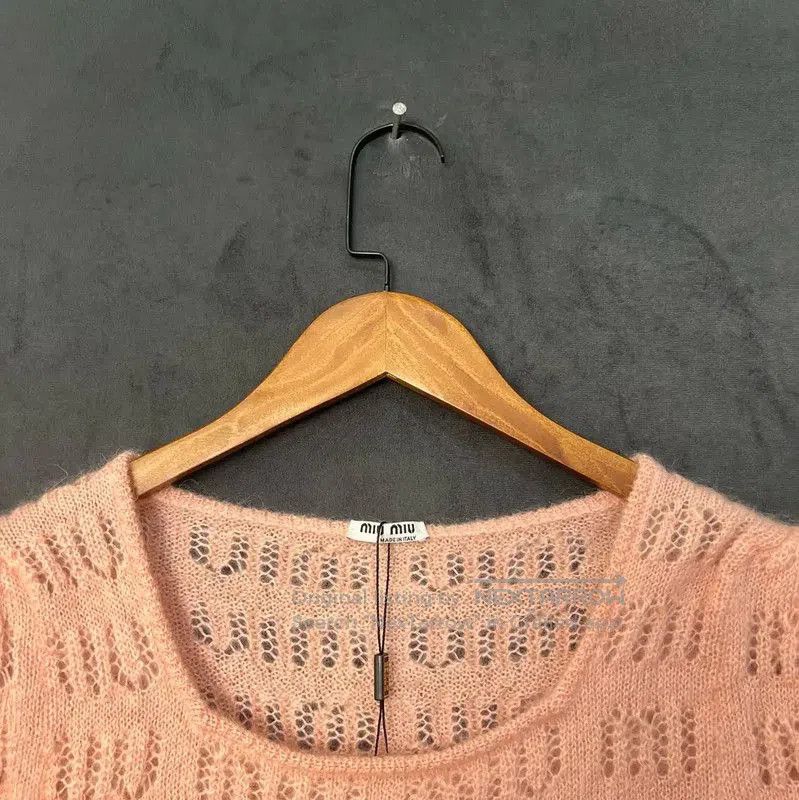 Miu Miu Miu Miu Pink Short-Sleeve Wool T-Shirt . Size XS / US 0-2 / IT 36-38 - 3 Thumbnail
