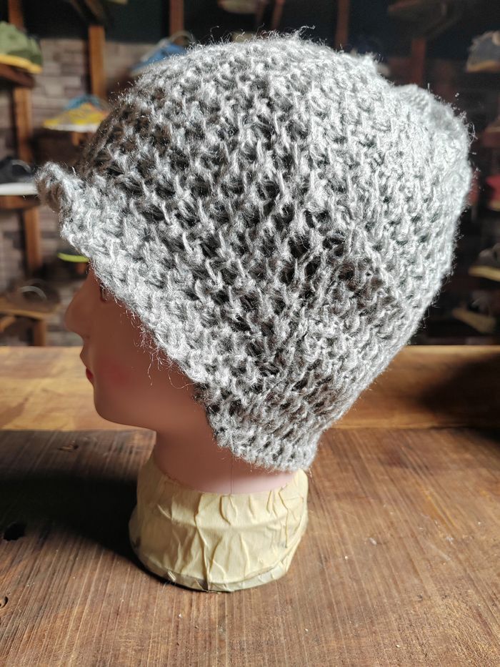 Japanese Brand Vintage Crochet Knitted handmade Beanie Snowcap Size ONE SIZE - 1 Thumbnail