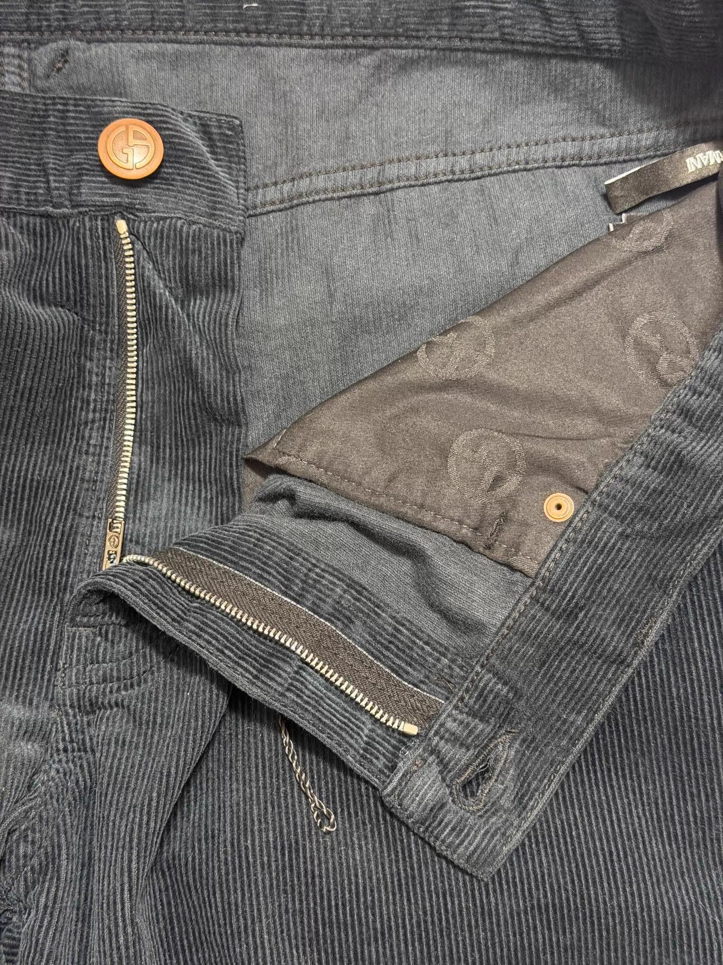 Giorgio Armani Giorgio Armani Black Corduroy Cords 38 Size US 38 / EU 54 - 3 Thumbnail